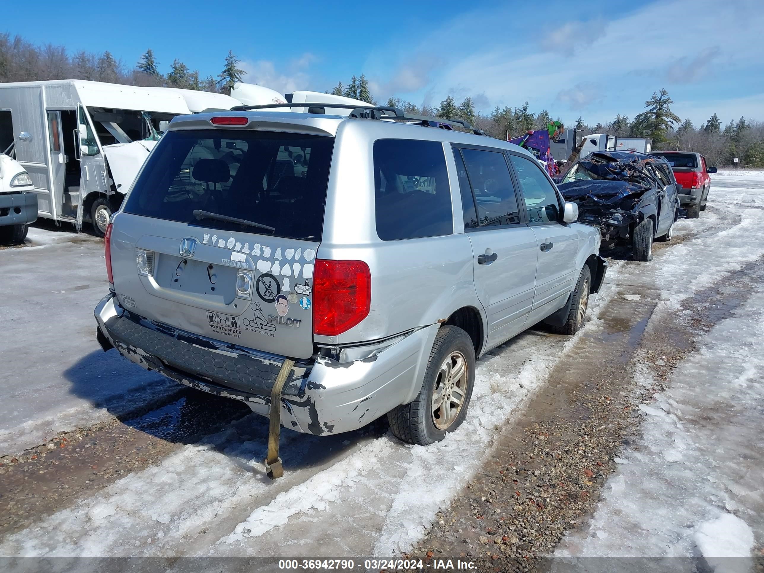 Photo 3 VIN: 2HKYF18535H516208 - HONDA PILOT 