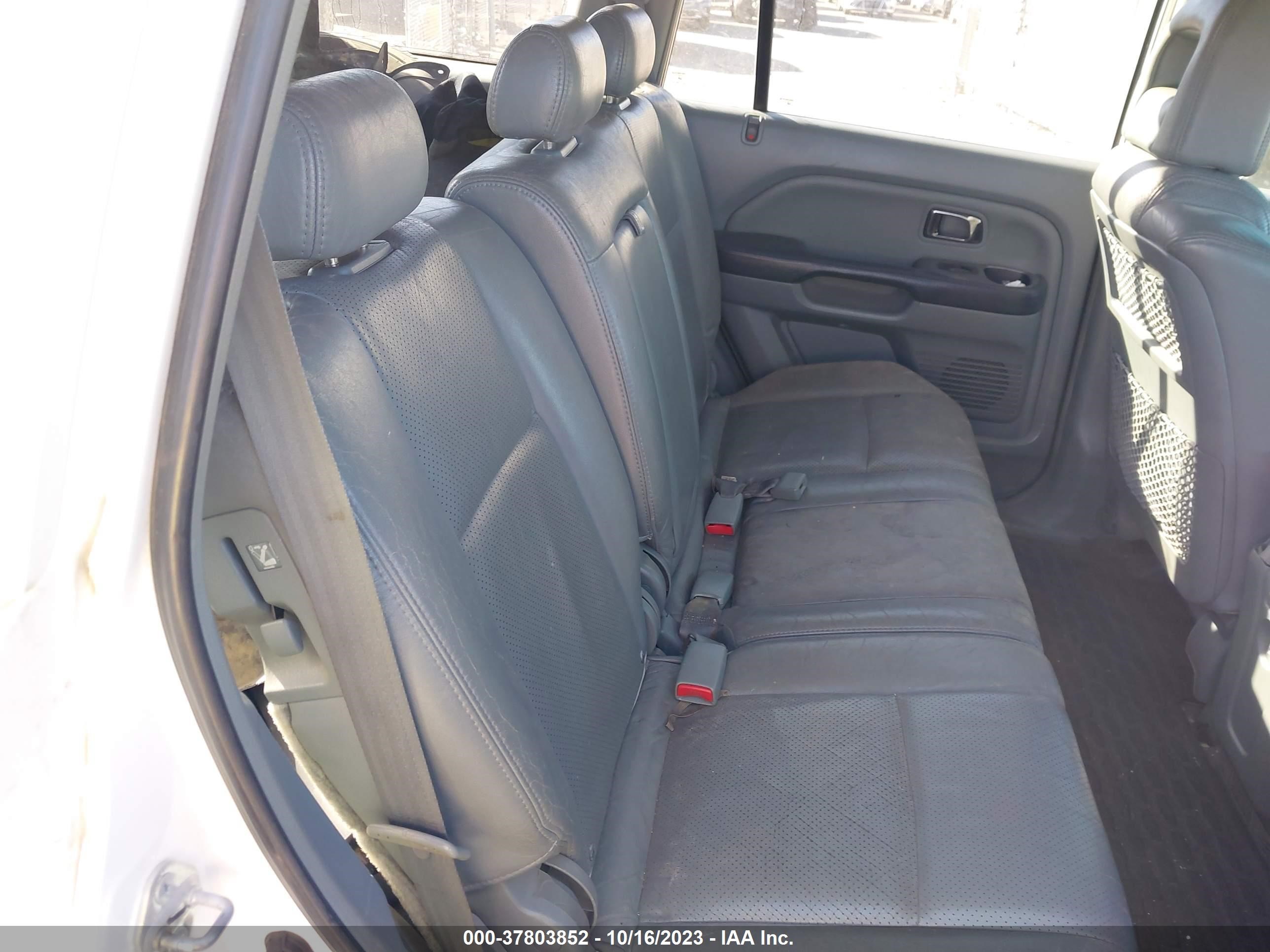 Photo 7 VIN: 2HKYF18544H526776 - HONDA PILOT 