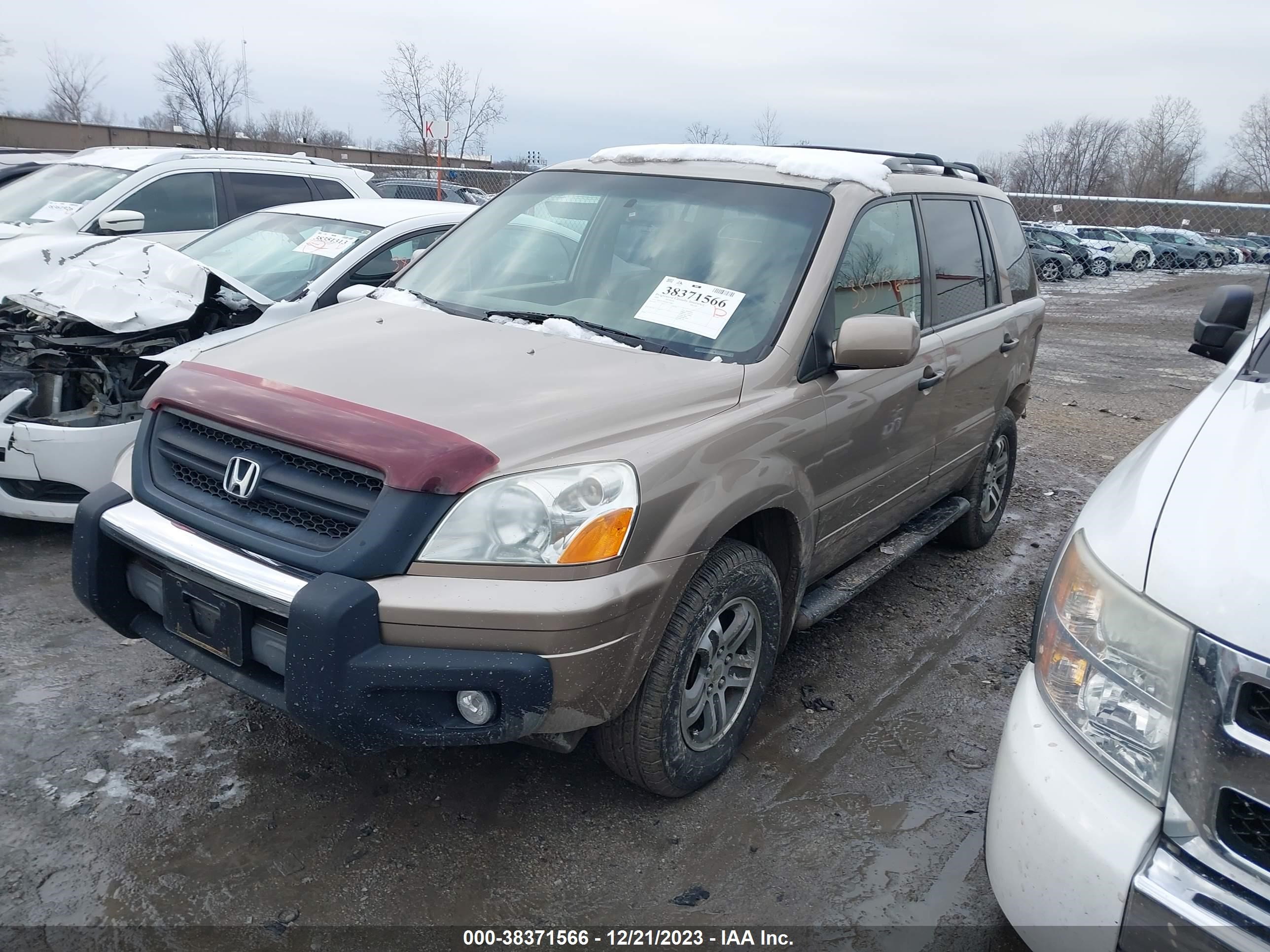 Photo 1 VIN: 2HKYF18544H574486 - HONDA PILOT 