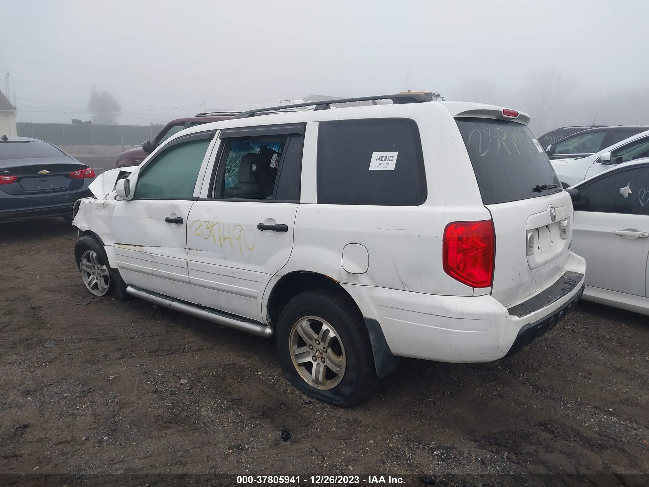 Photo 2 VIN: 2HKYF18553H506065 - HONDA PILOT 