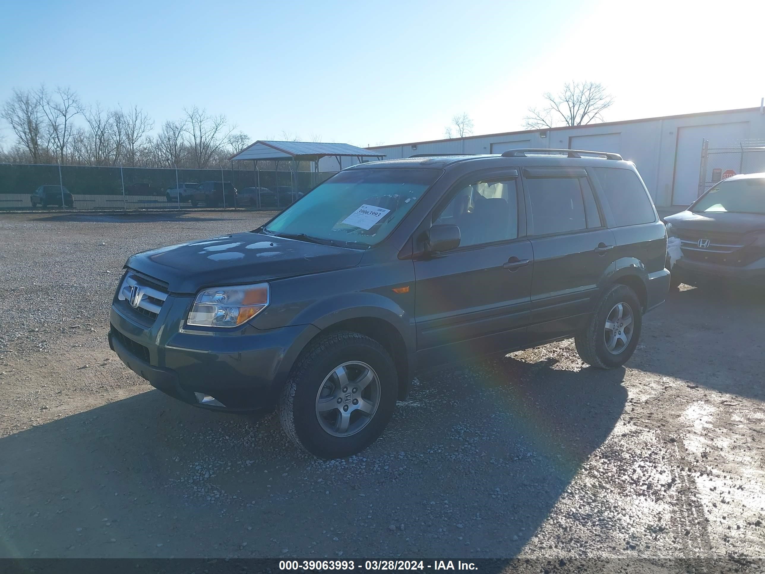 Photo 1 VIN: 2HKYF18556H551236 - HONDA PILOT 