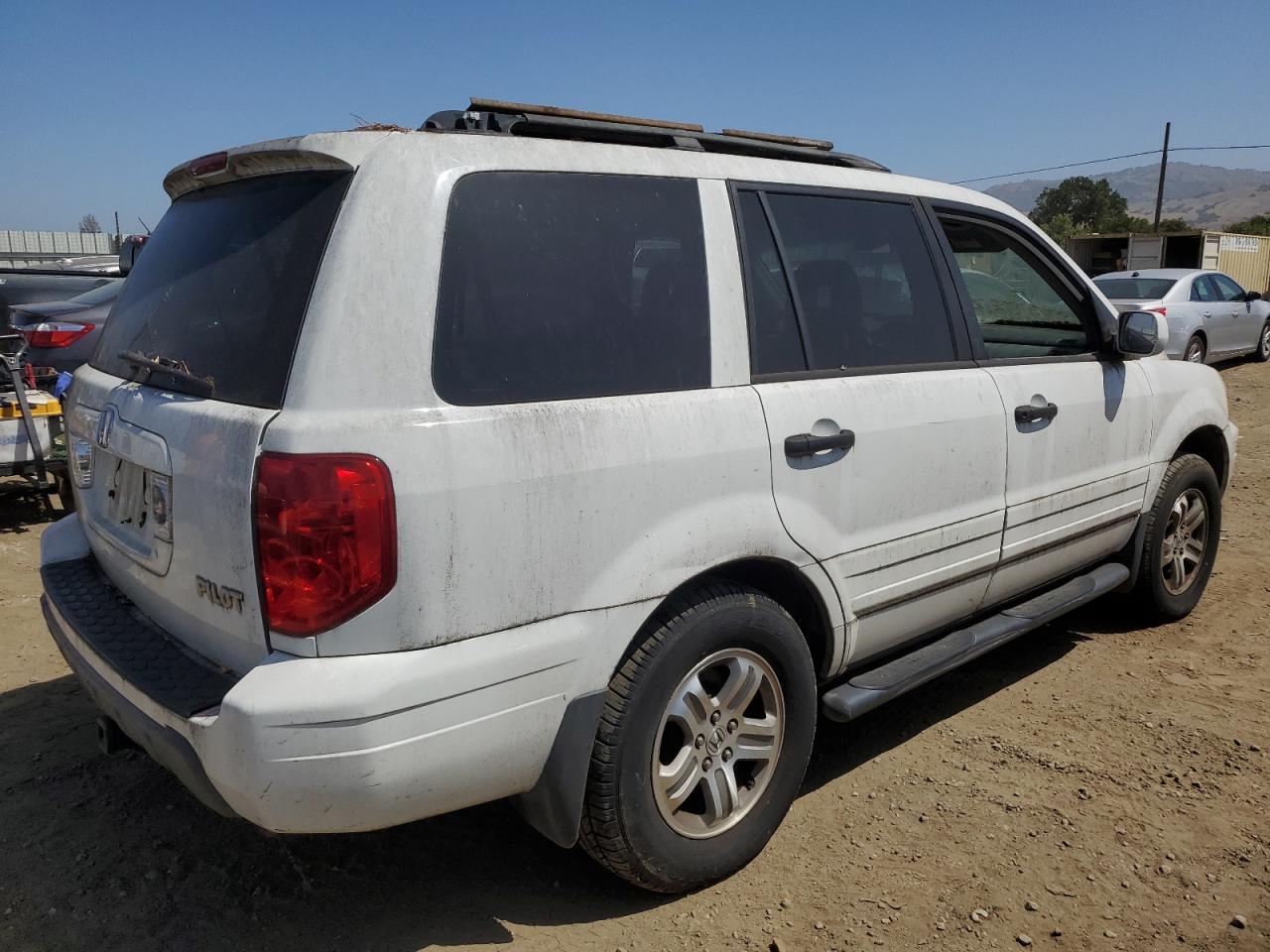 Photo 2 VIN: 2HKYF18563H585195 - HONDA PILOT 