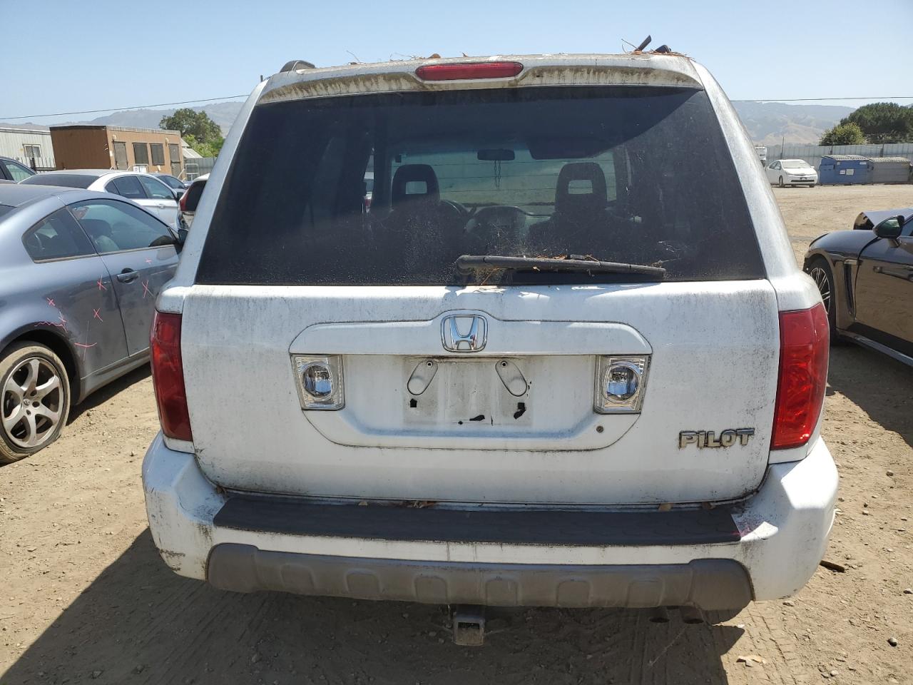 Photo 5 VIN: 2HKYF18563H585195 - HONDA PILOT 