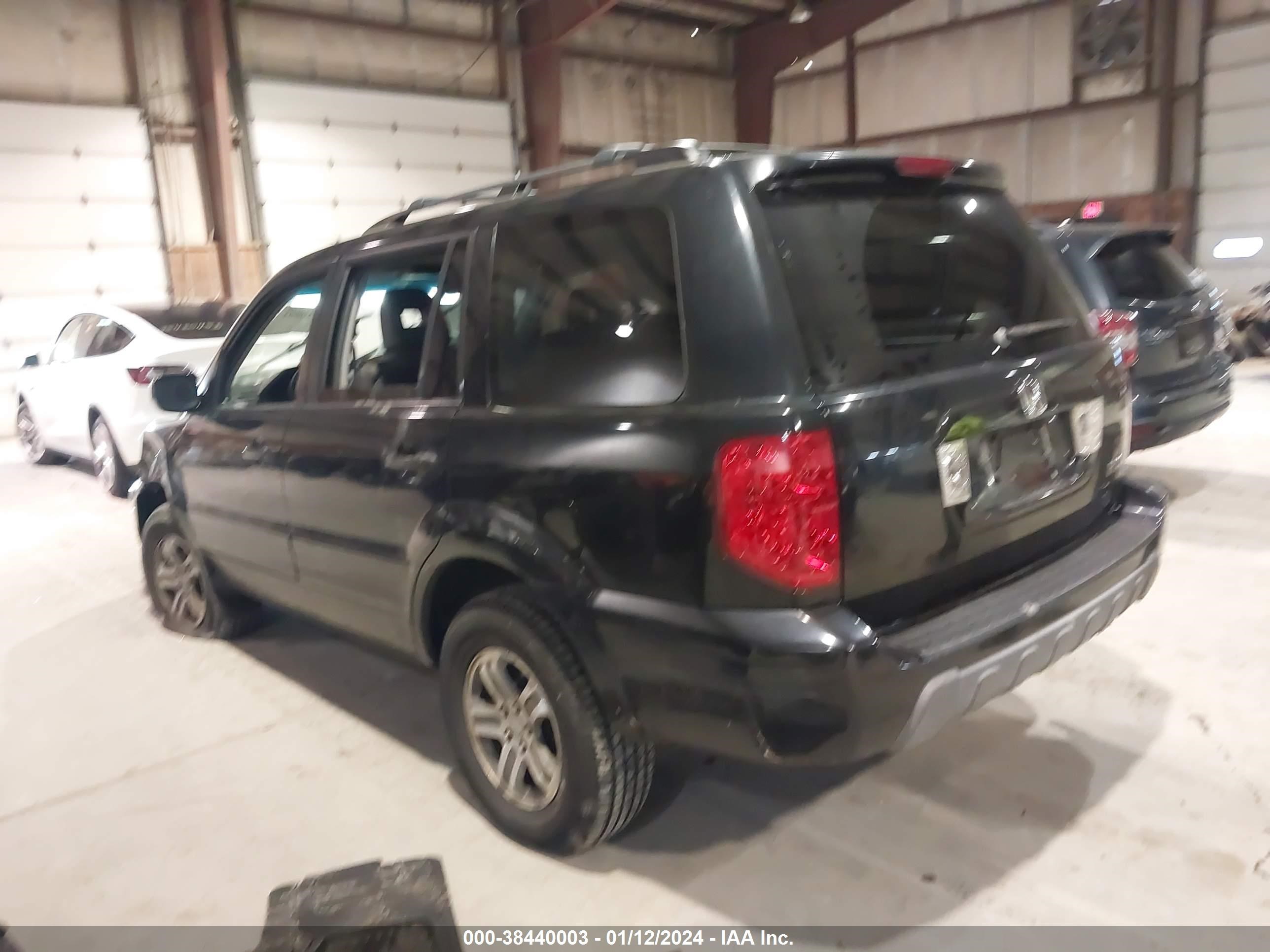 Photo 2 VIN: 2HKYF18564H570830 - HONDA PILOT 