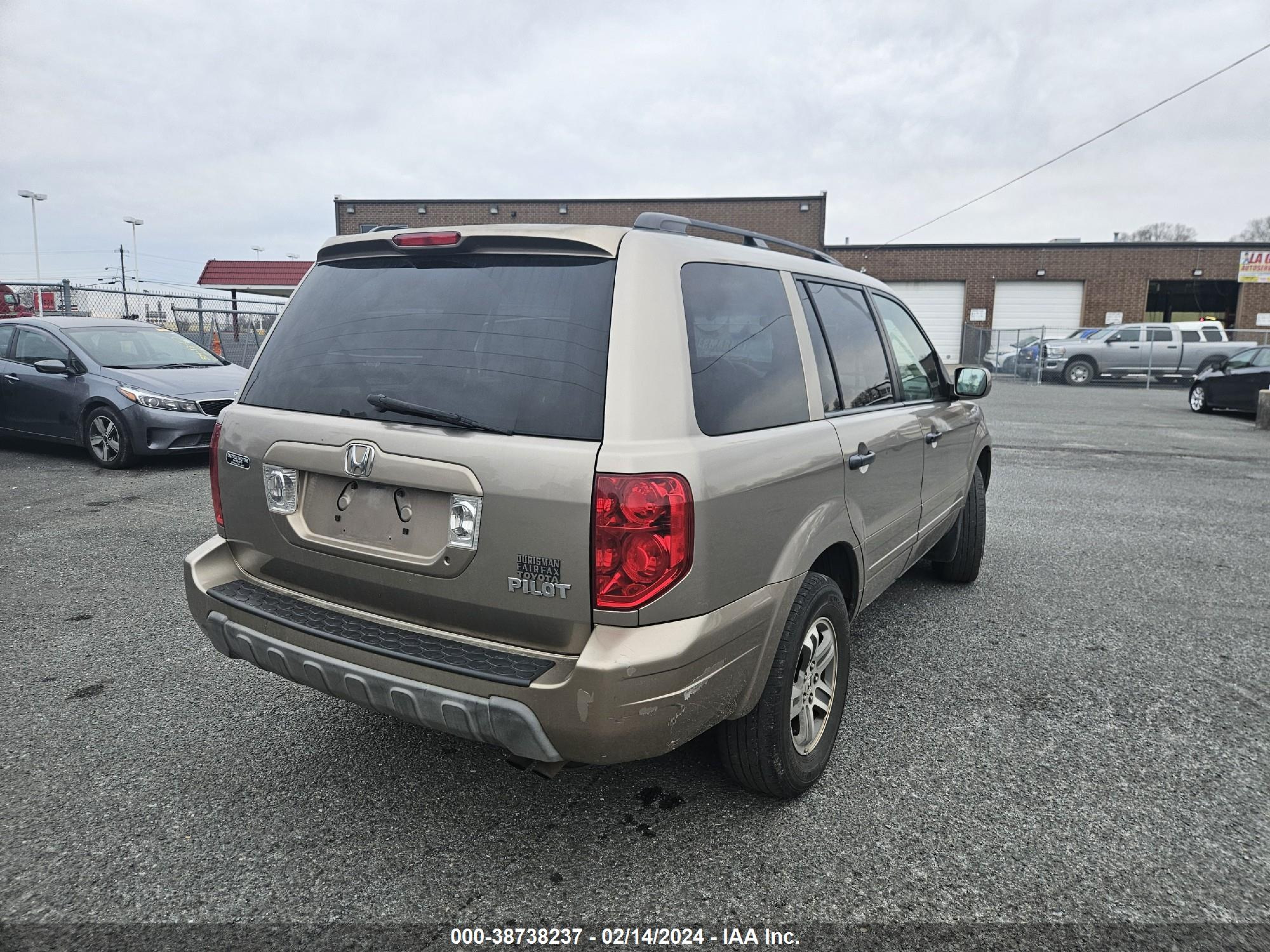 Photo 3 VIN: 2HKYF18564H579009 - HONDA PILOT 