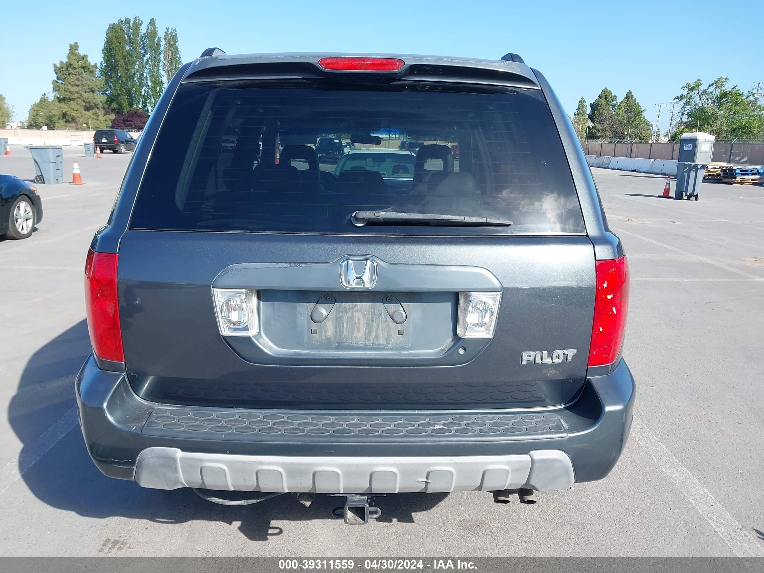 Photo 15 VIN: 2HKYF18565H511360 - HONDA PILOT 