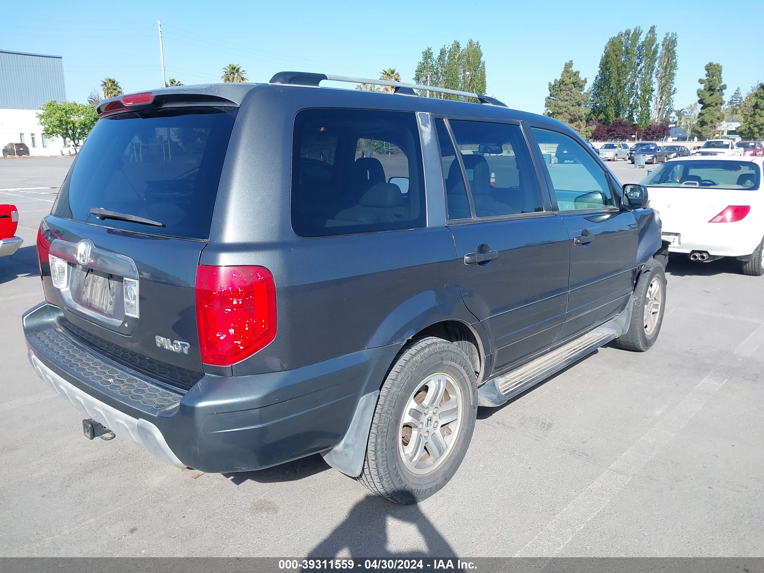 Photo 3 VIN: 2HKYF18565H511360 - HONDA PILOT 