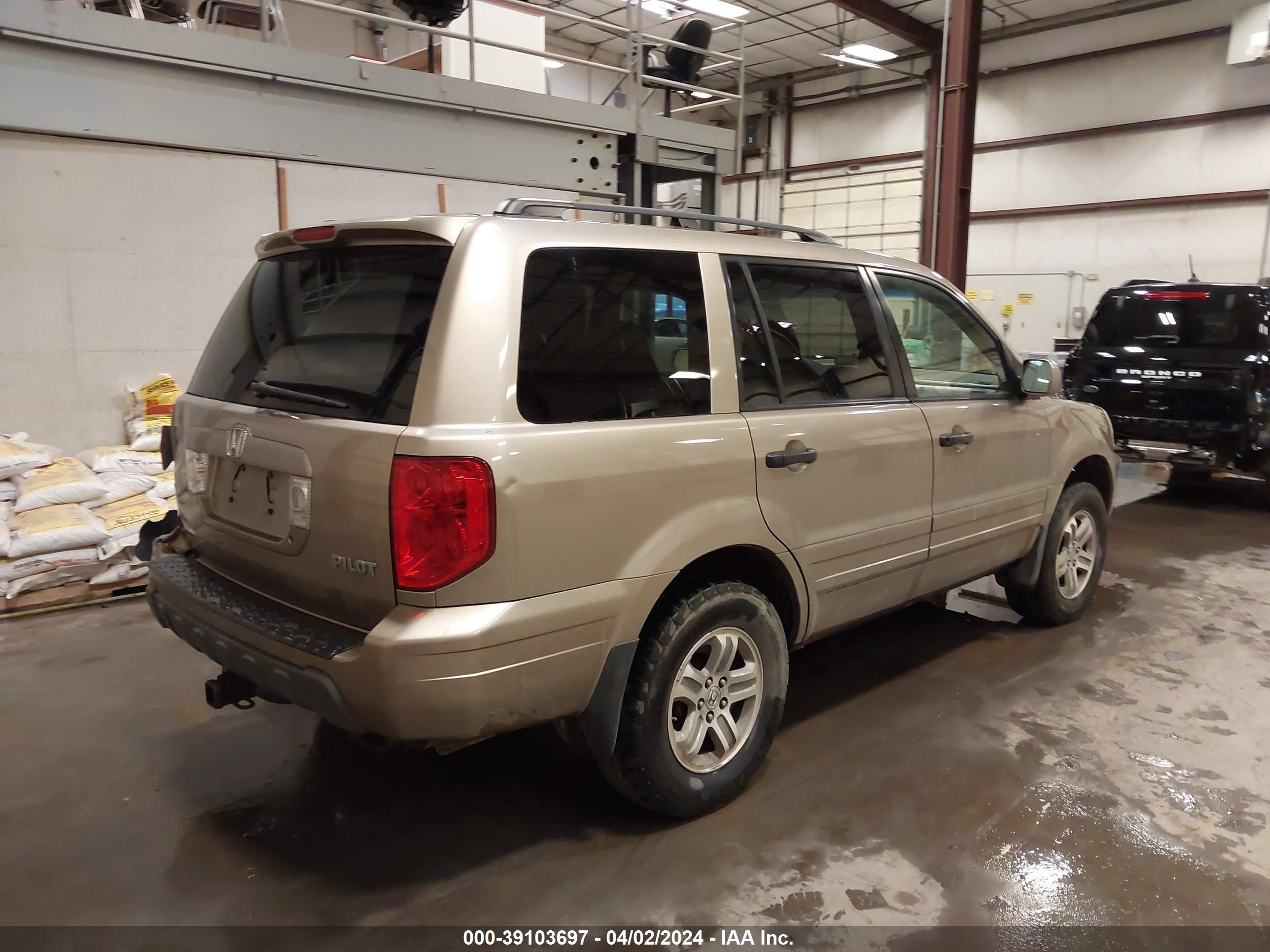 Photo 3 VIN: 2HKYF18565H545816 - HONDA PILOT 