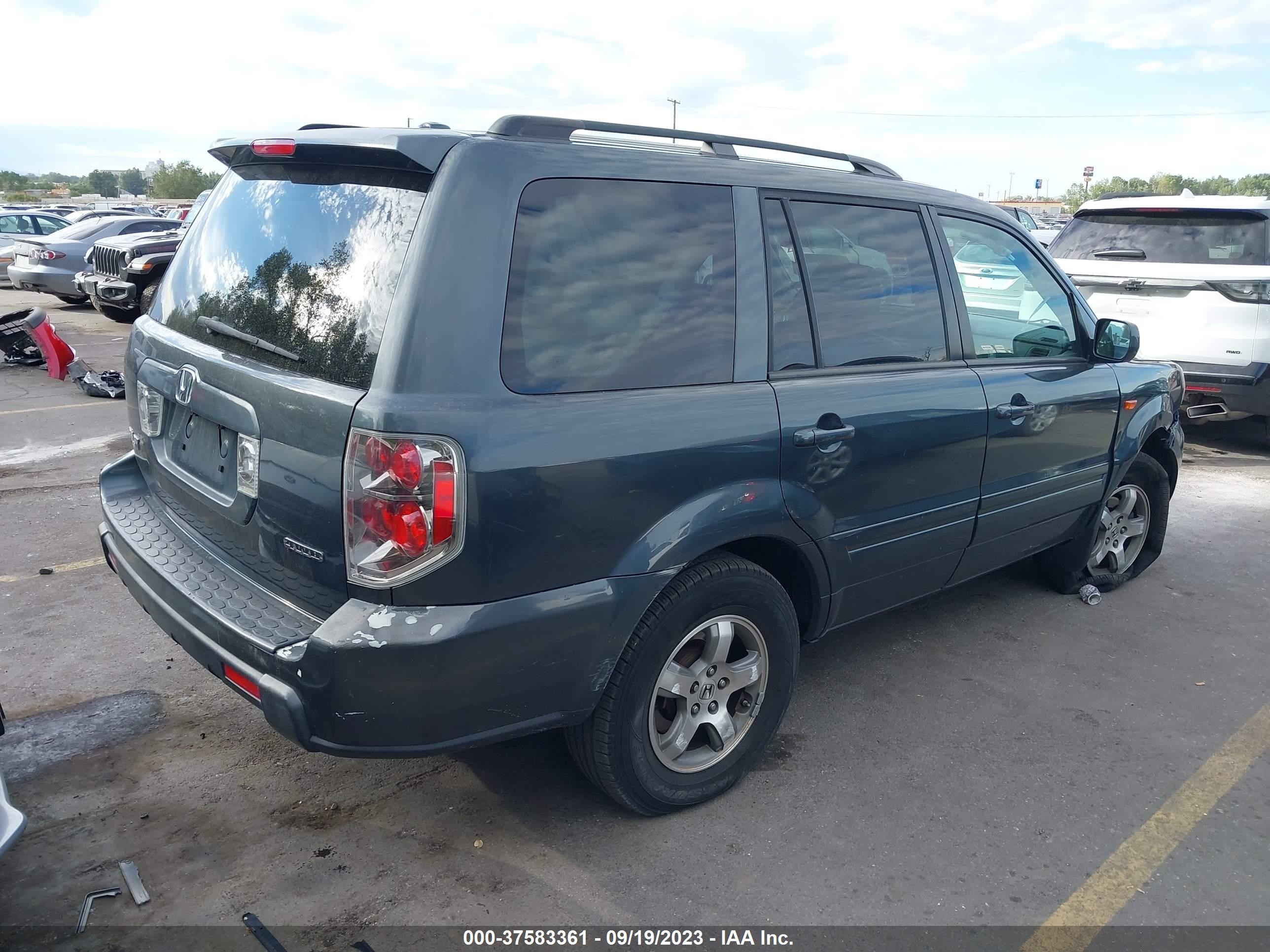 Photo 3 VIN: 2HKYF18566H564822 - HONDA PILOT 