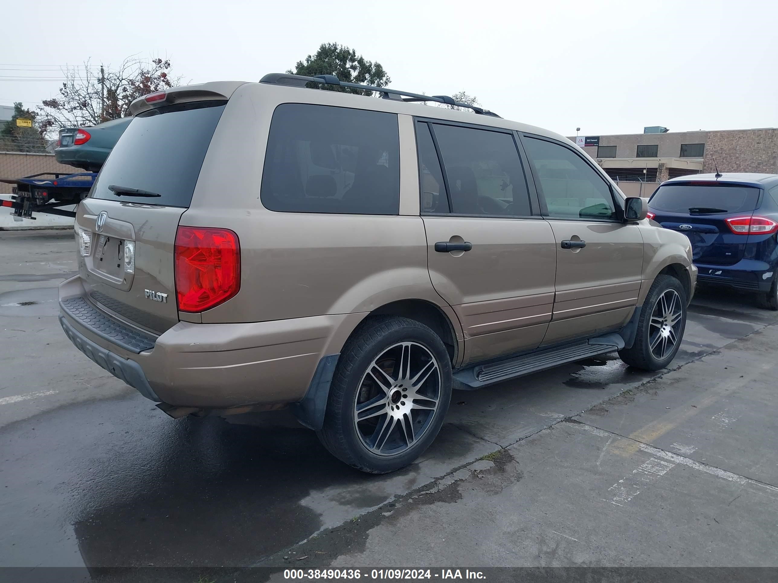 Photo 3 VIN: 2HKYF18573H518573 - HONDA PILOT 