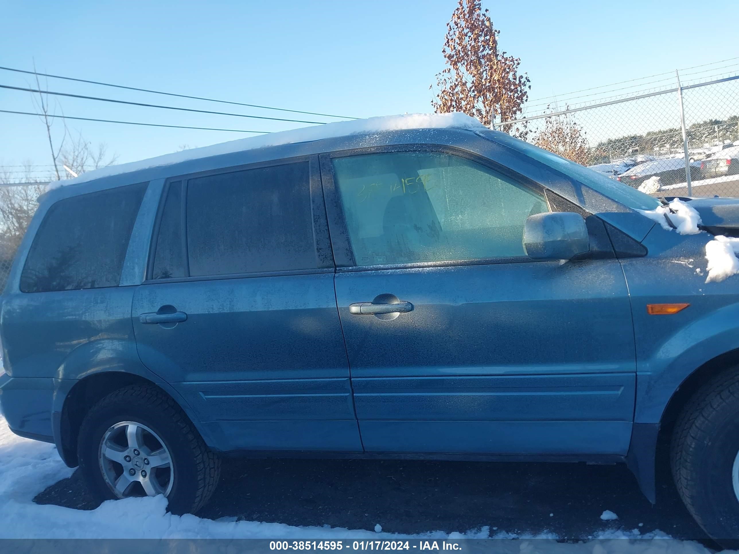 Photo 12 VIN: 2HKYF18576H545812 - HONDA PILOT 