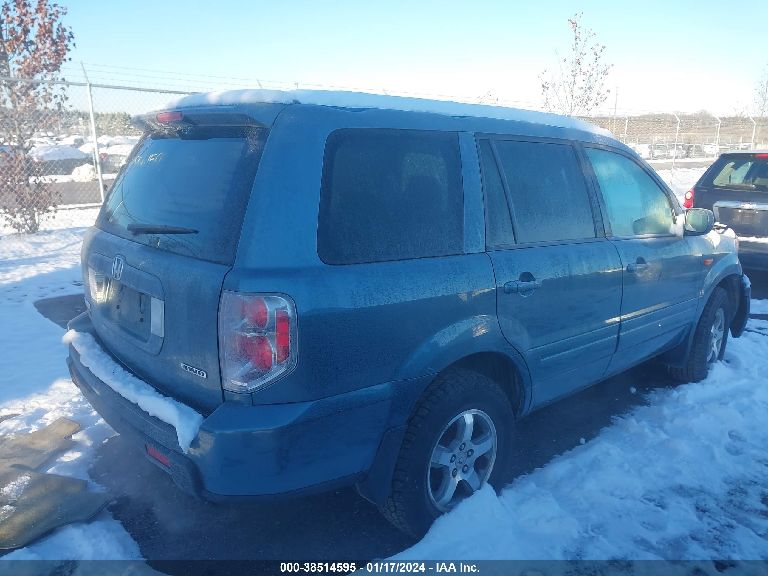 Photo 3 VIN: 2HKYF18576H545812 - HONDA PILOT 