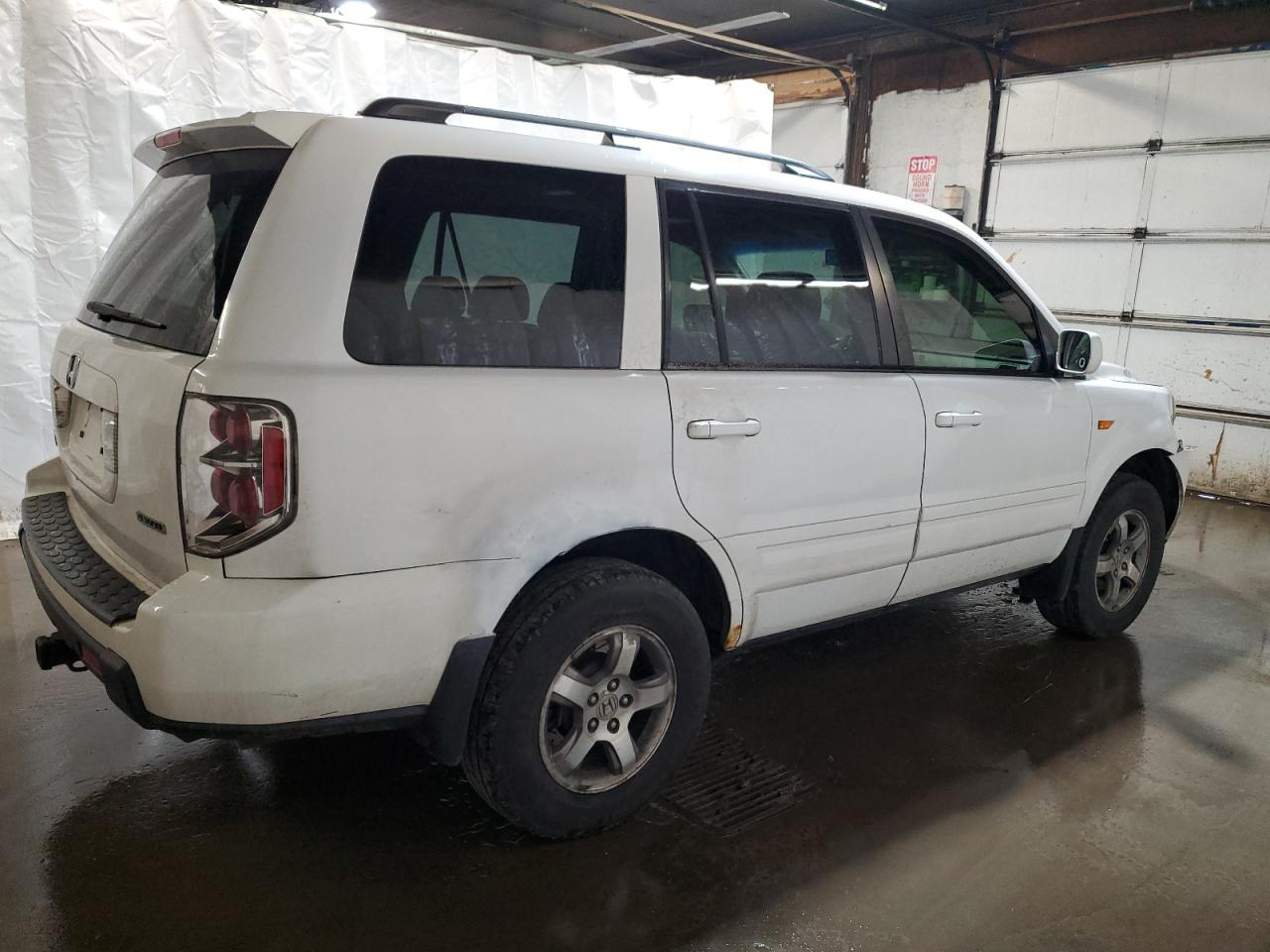 Photo 2 VIN: 2HKYF18587H513193 - HONDA PILOT 