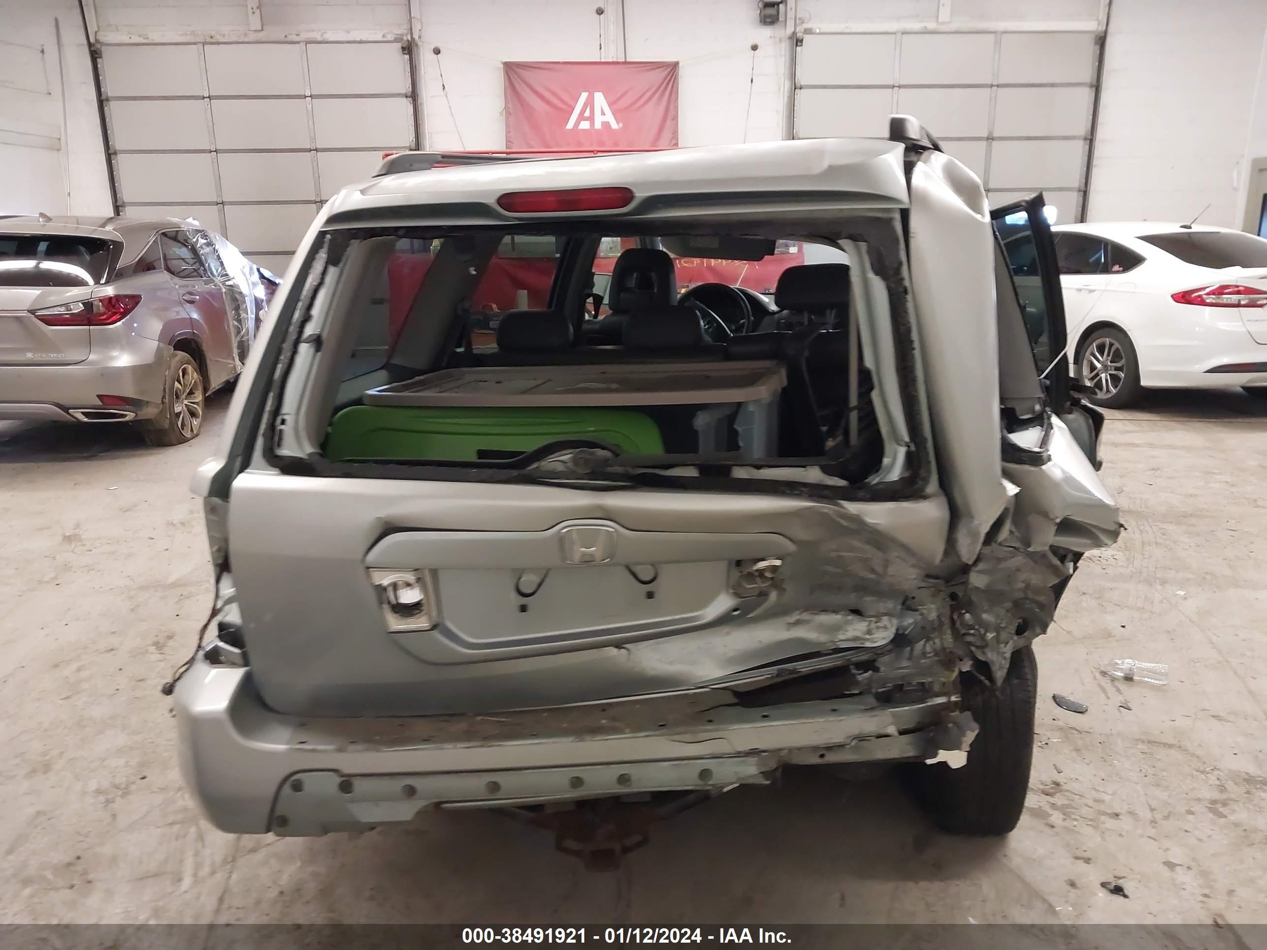 Photo 16 VIN: 2HKYF18593H554961 - HONDA PILOT 