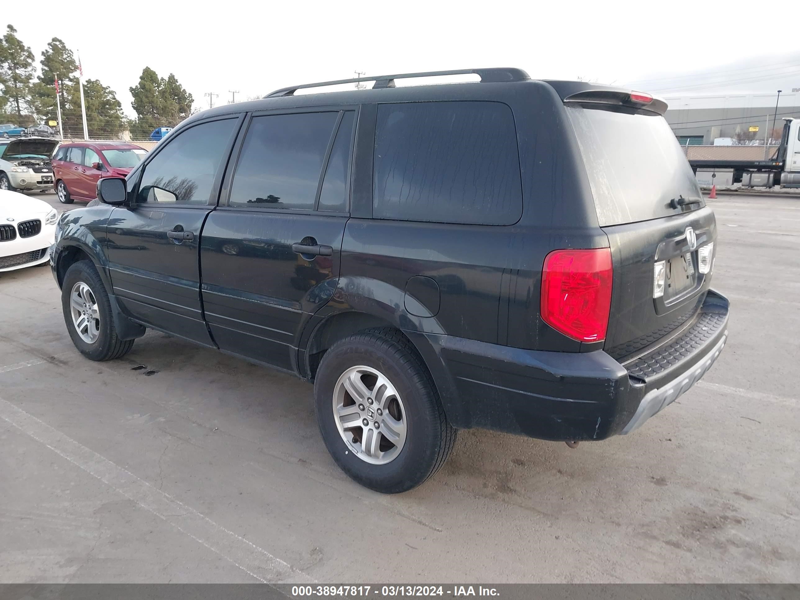 Photo 2 VIN: 2HKYF18593H587541 - HONDA PILOT 