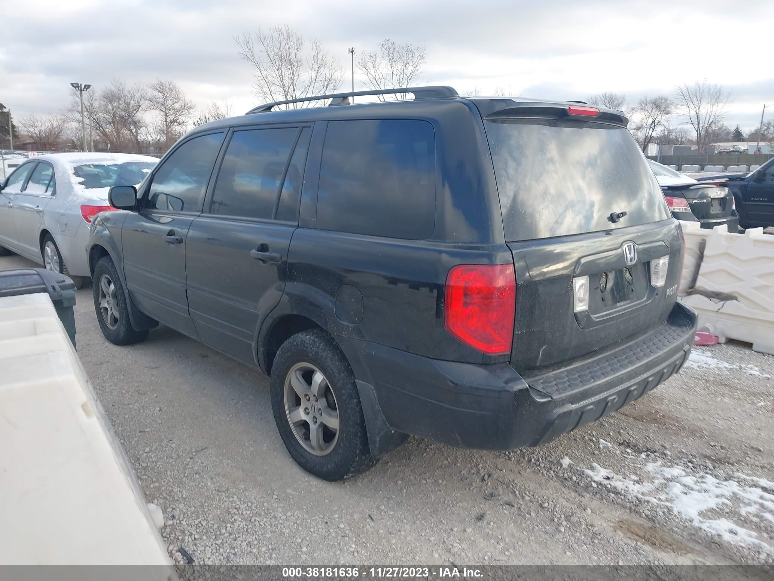 Photo 2 VIN: 2HKYF18594H579456 - HONDA PILOT 