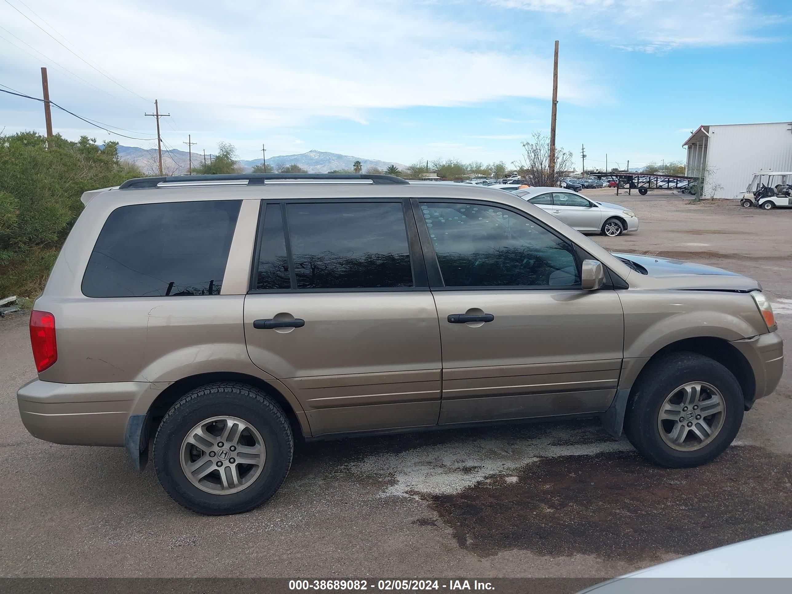 Photo 12 VIN: 2HKYF185X4H550676 - HONDA PILOT 