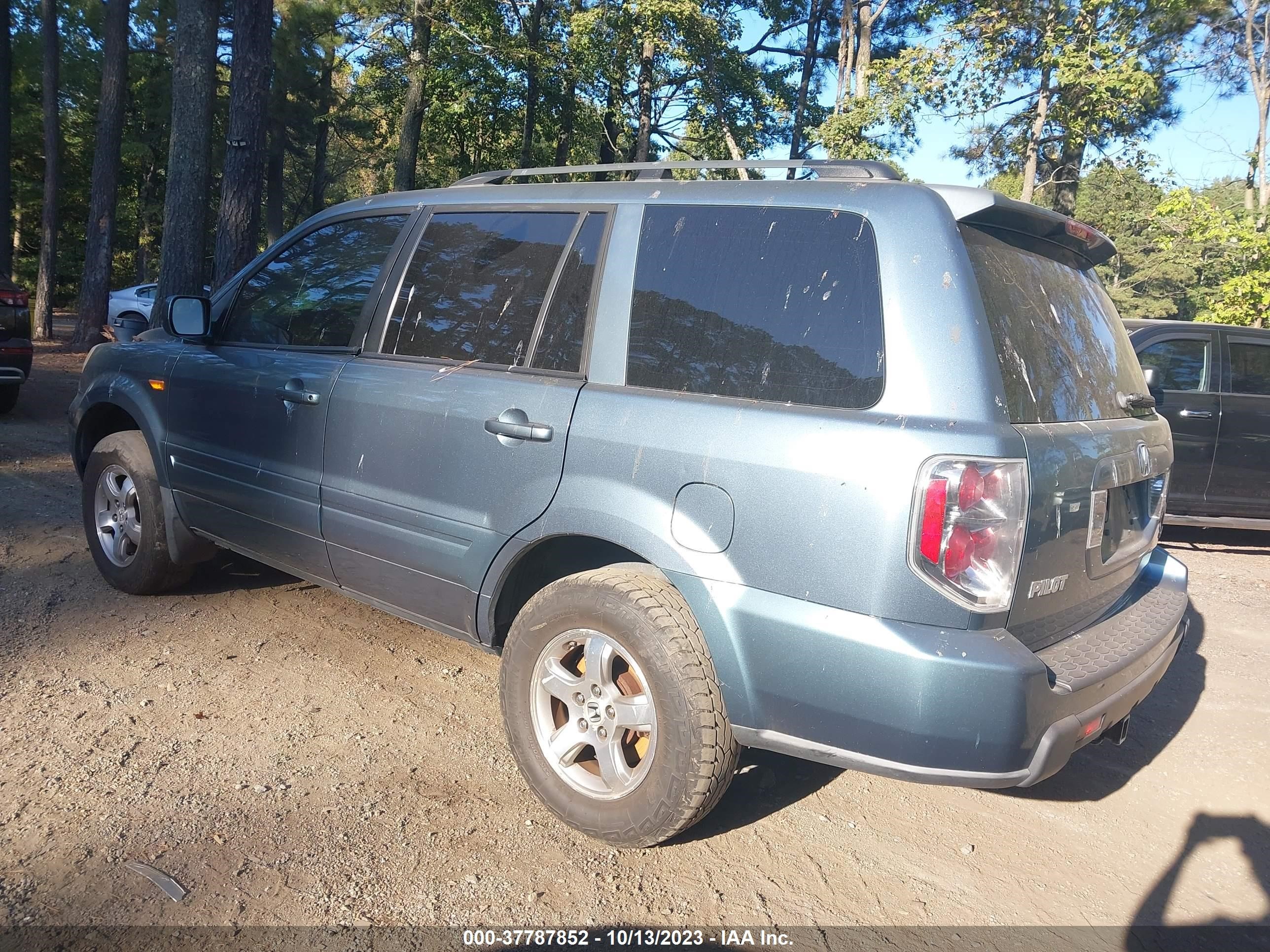 Photo 2 VIN: 2HKYF185X6H508513 - HONDA PILOT 