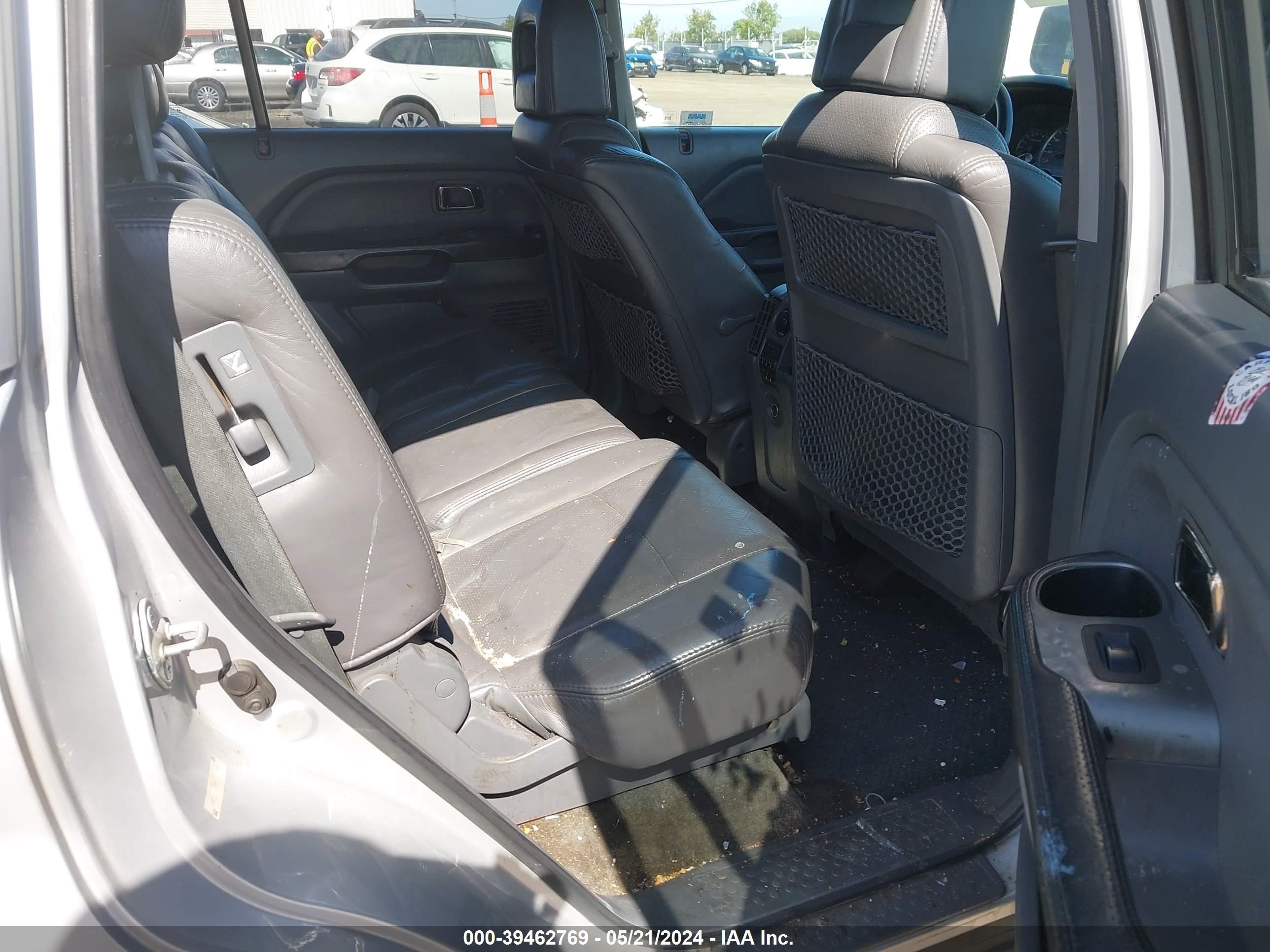 Photo 7 VIN: 2HKYF18604H524905 - HONDA PILOT 