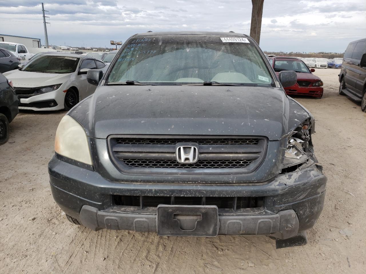 Photo 4 VIN: 2HKYF18605H565777 - HONDA PILOT 