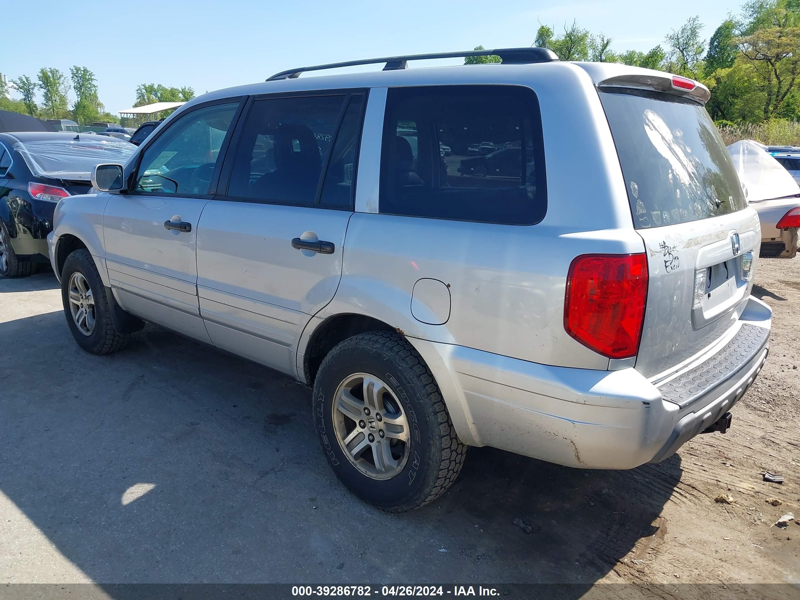 Photo 2 VIN: 2HKYF18613H582620 - HONDA PILOT 