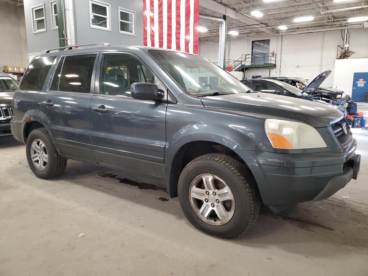 Photo 3 VIN: 2HKYF18633H591707 - HONDA PILOT 