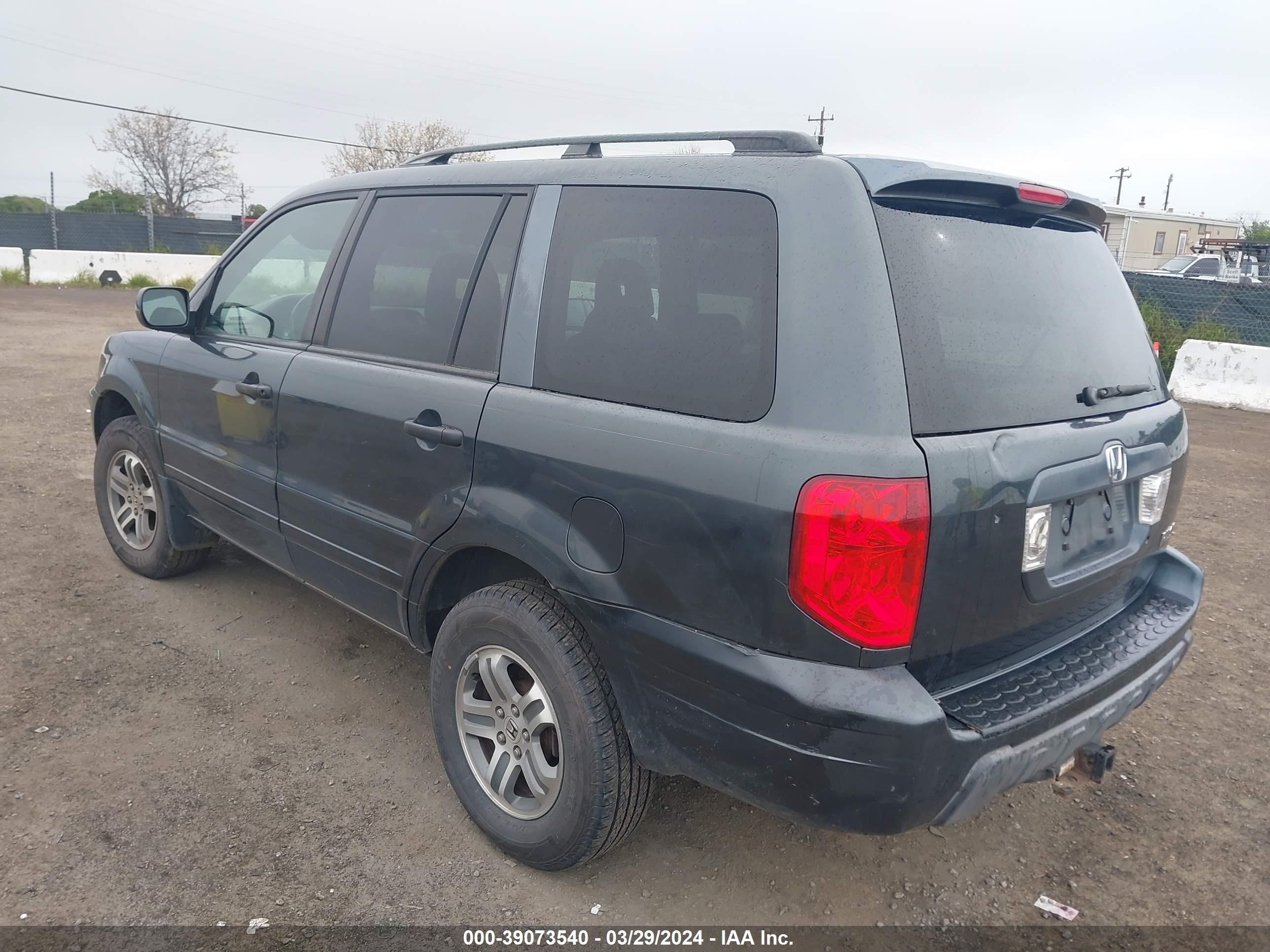 Photo 2 VIN: 2HKYF18634H577176 - HONDA PILOT 