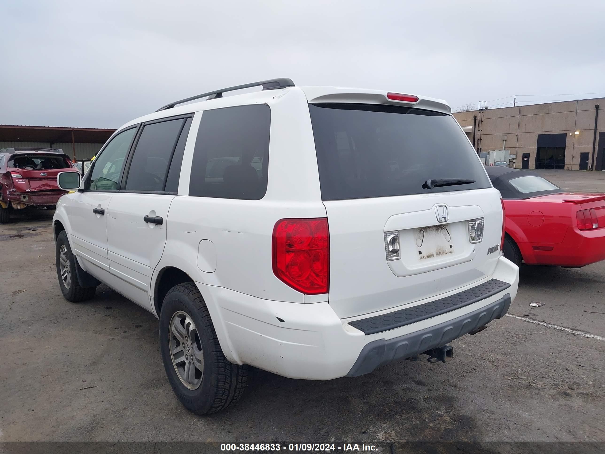 Photo 3 VIN: 2HKYF18654H615426 - HONDA PILOT 