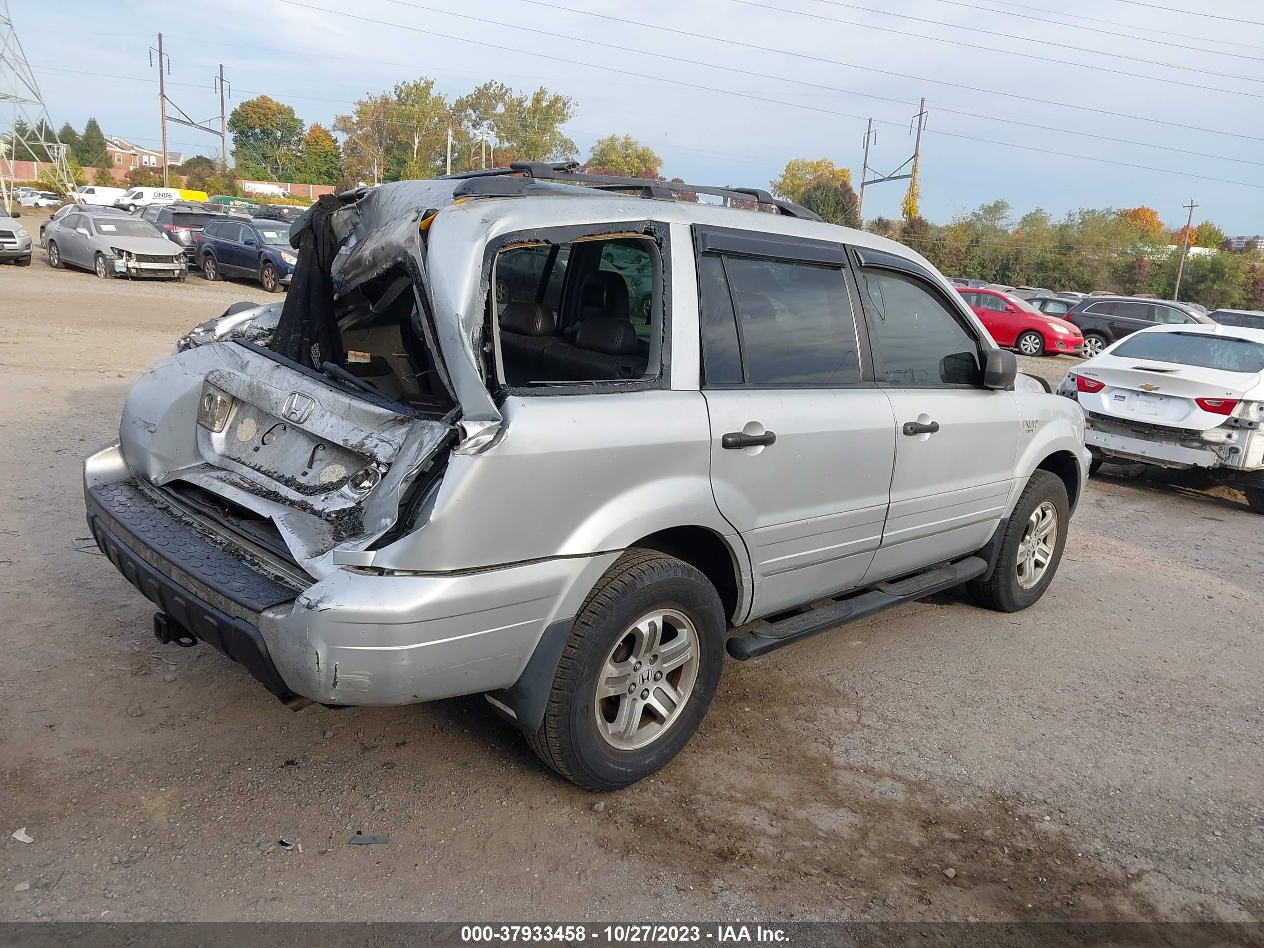 Photo 3 VIN: 2HKYF18664H581187 - HONDA PILOT 