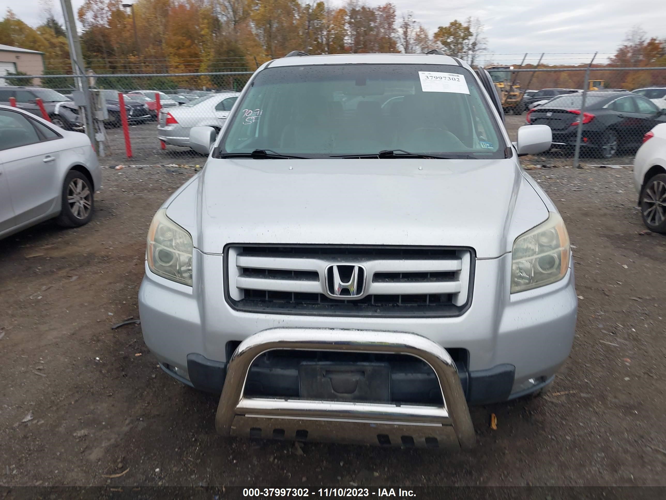 Photo 11 VIN: 2HKYF18696H505997 - HONDA PILOT 