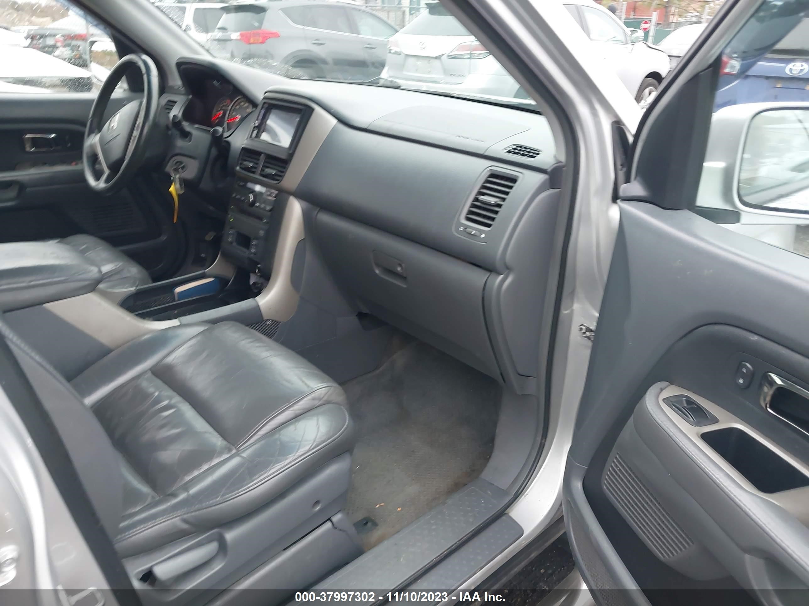 Photo 4 VIN: 2HKYF18696H505997 - HONDA PILOT 