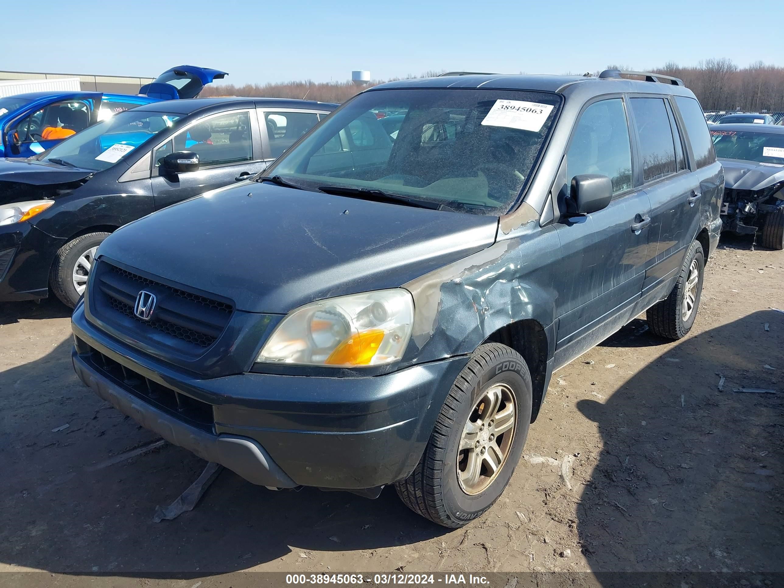 Photo 1 VIN: 2HKYF186X3H572720 - HONDA PILOT 