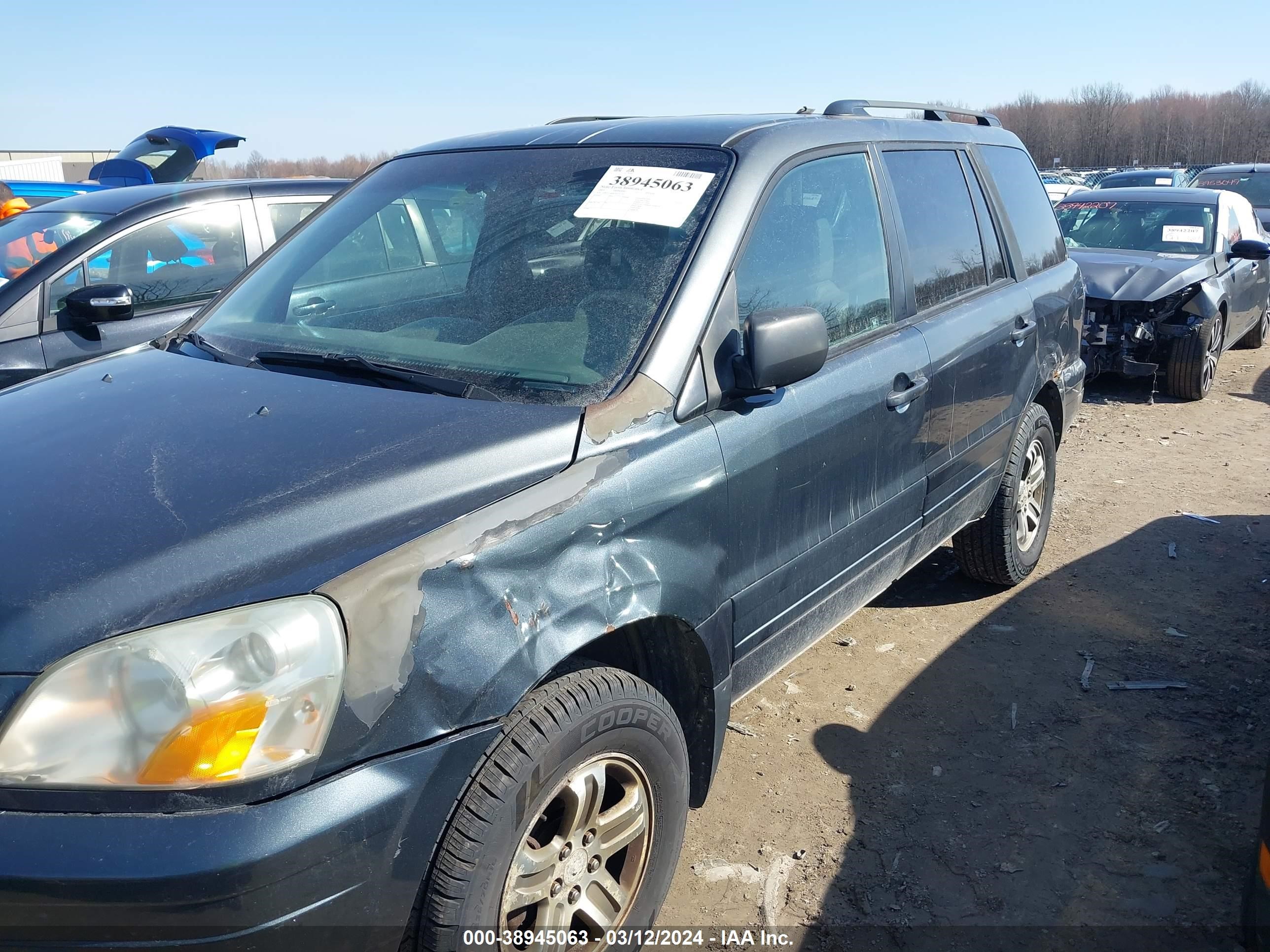 Photo 5 VIN: 2HKYF186X3H572720 - HONDA PILOT 