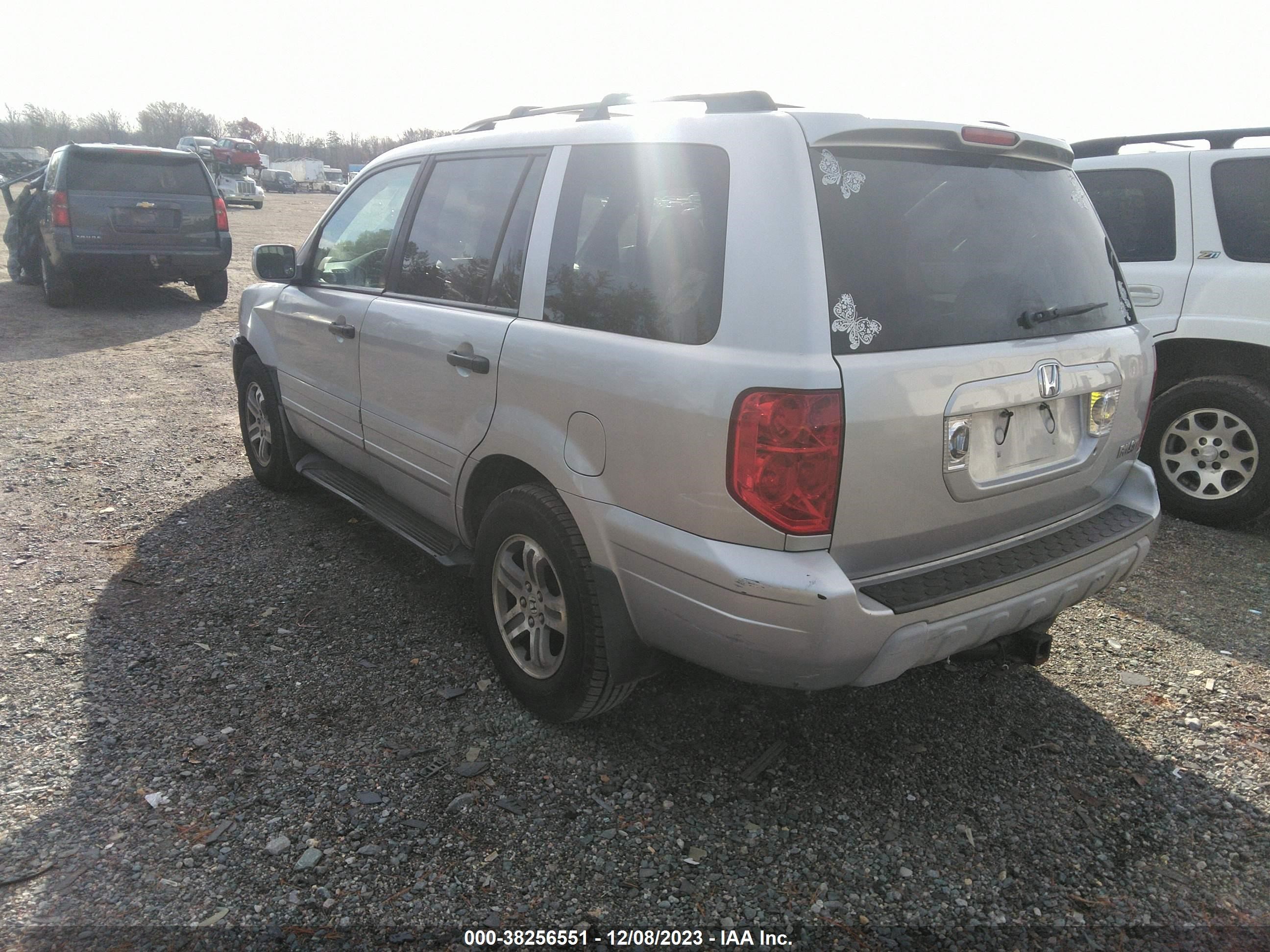 Photo 2 VIN: 2HKYF186X4H593858 - HONDA PILOT 