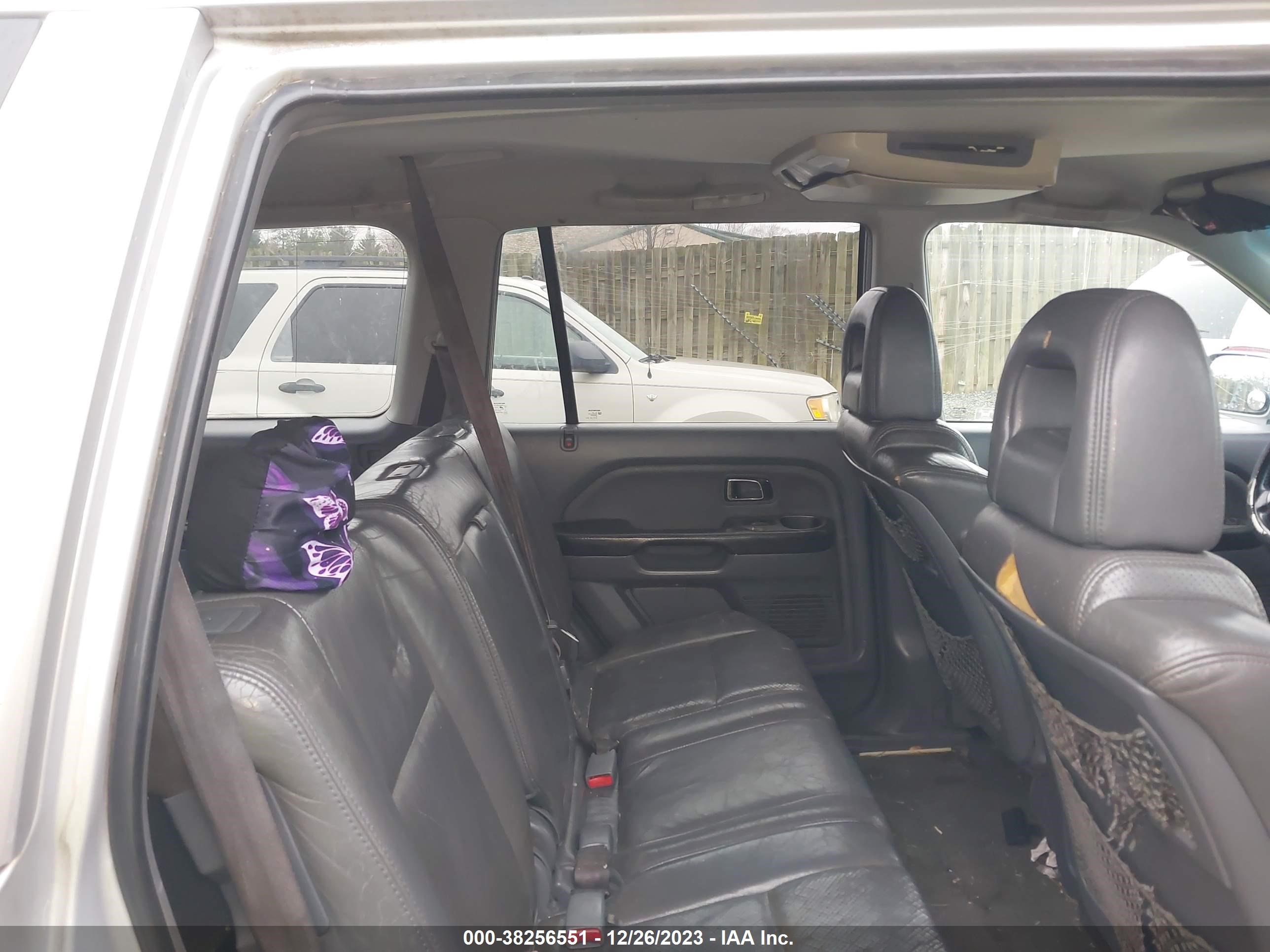 Photo 7 VIN: 2HKYF186X4H593858 - HONDA PILOT 