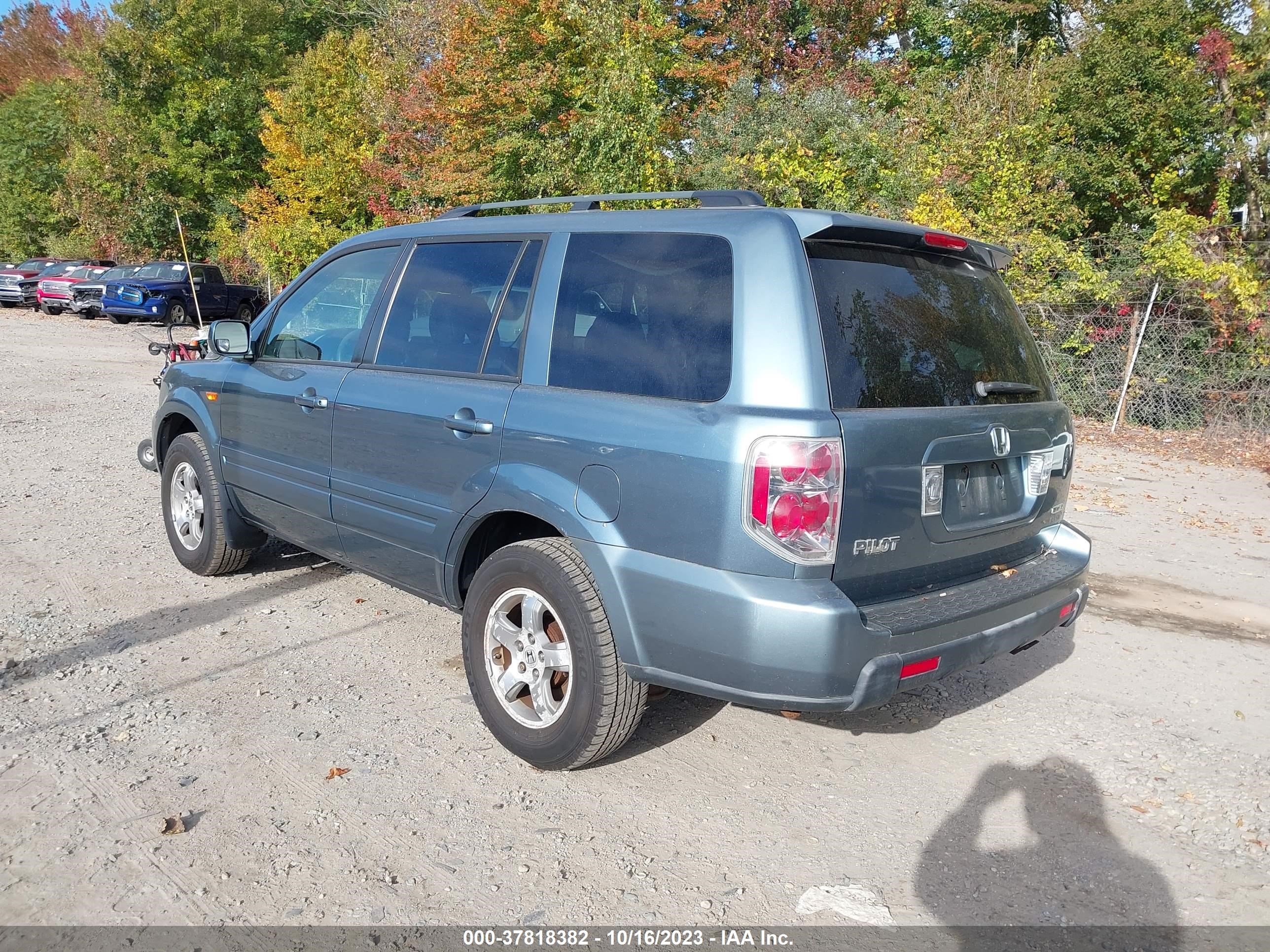 Photo 2 VIN: 2HKYF186X6H554335 - HONDA PILOT 