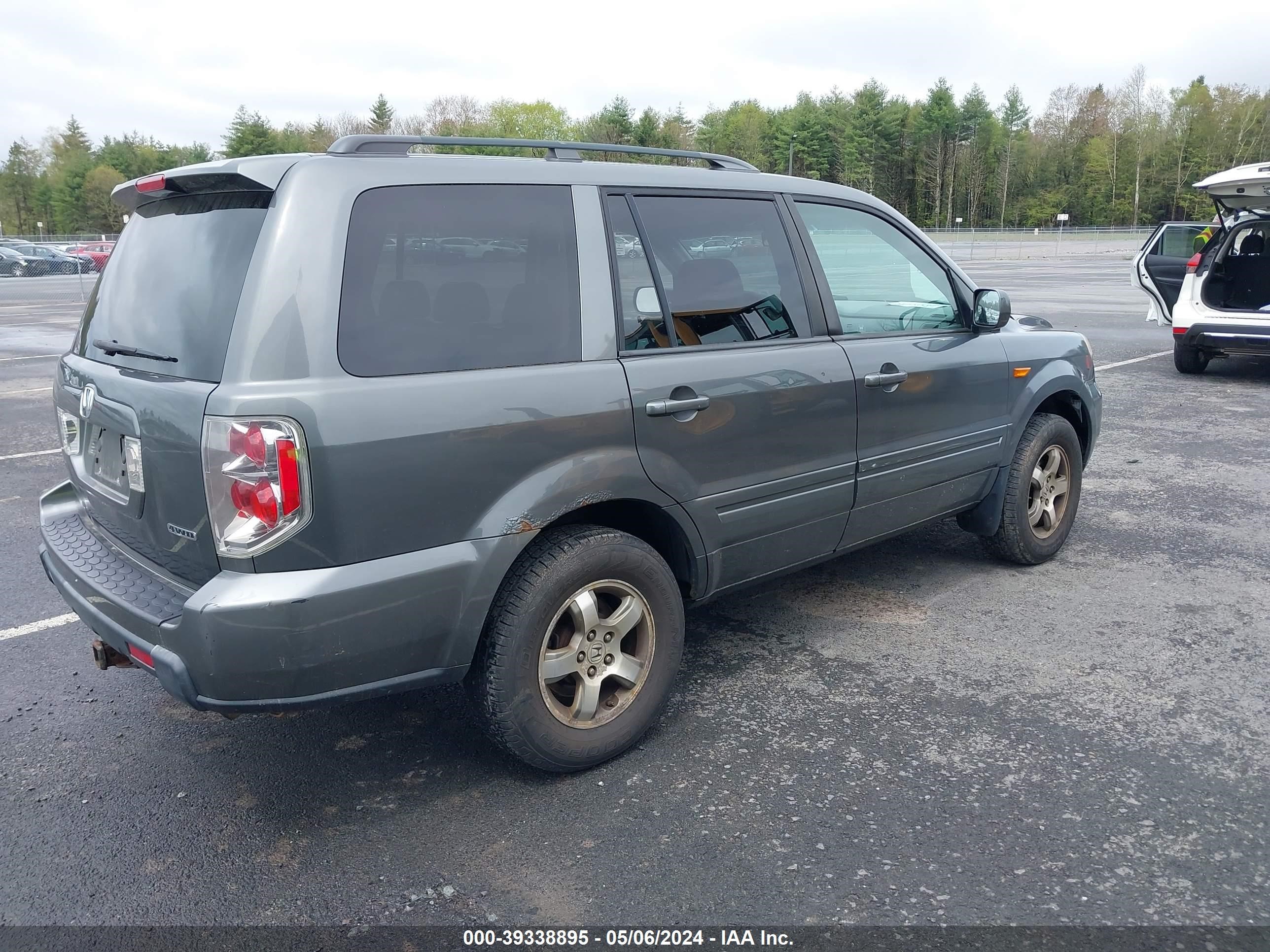 Photo 3 VIN: 2HKYF186X7H533342 - HONDA PILOT 