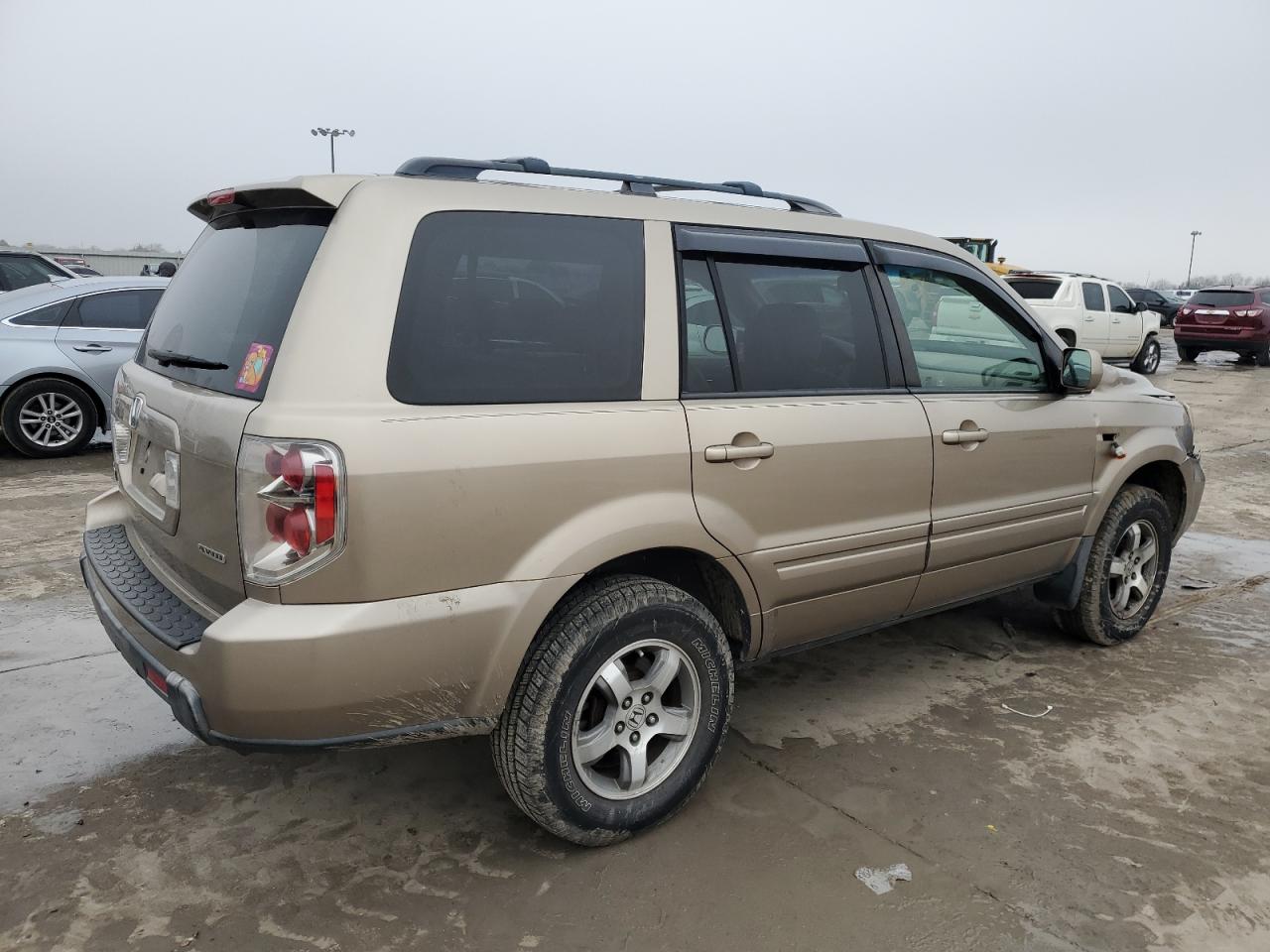 Photo 2 VIN: 2HKYF18737H521445 - HONDA PILOT 