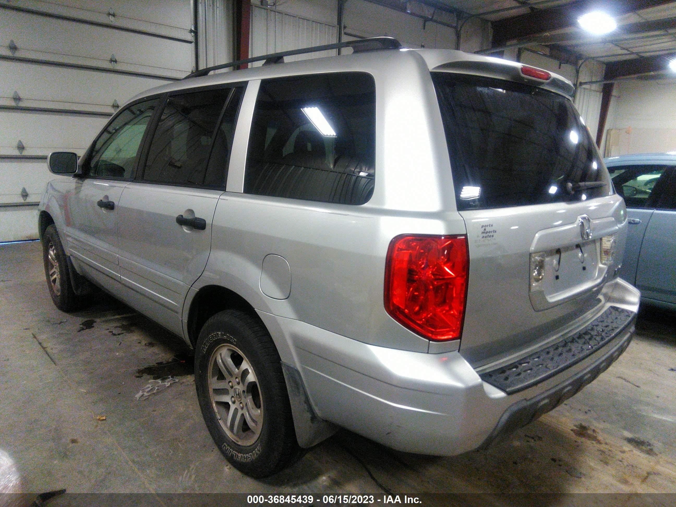 Photo 2 VIN: 2HKYF18755H504773 - HONDA PILOT 