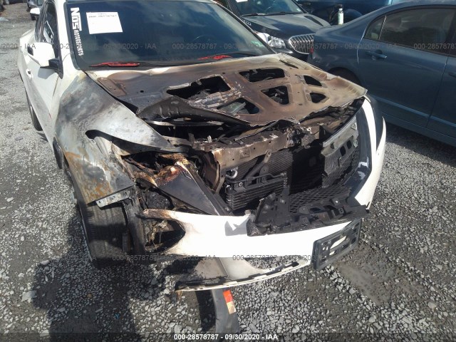 Photo 5 VIN: 2HNYB1H46AH503758 - ACURA ZDX 