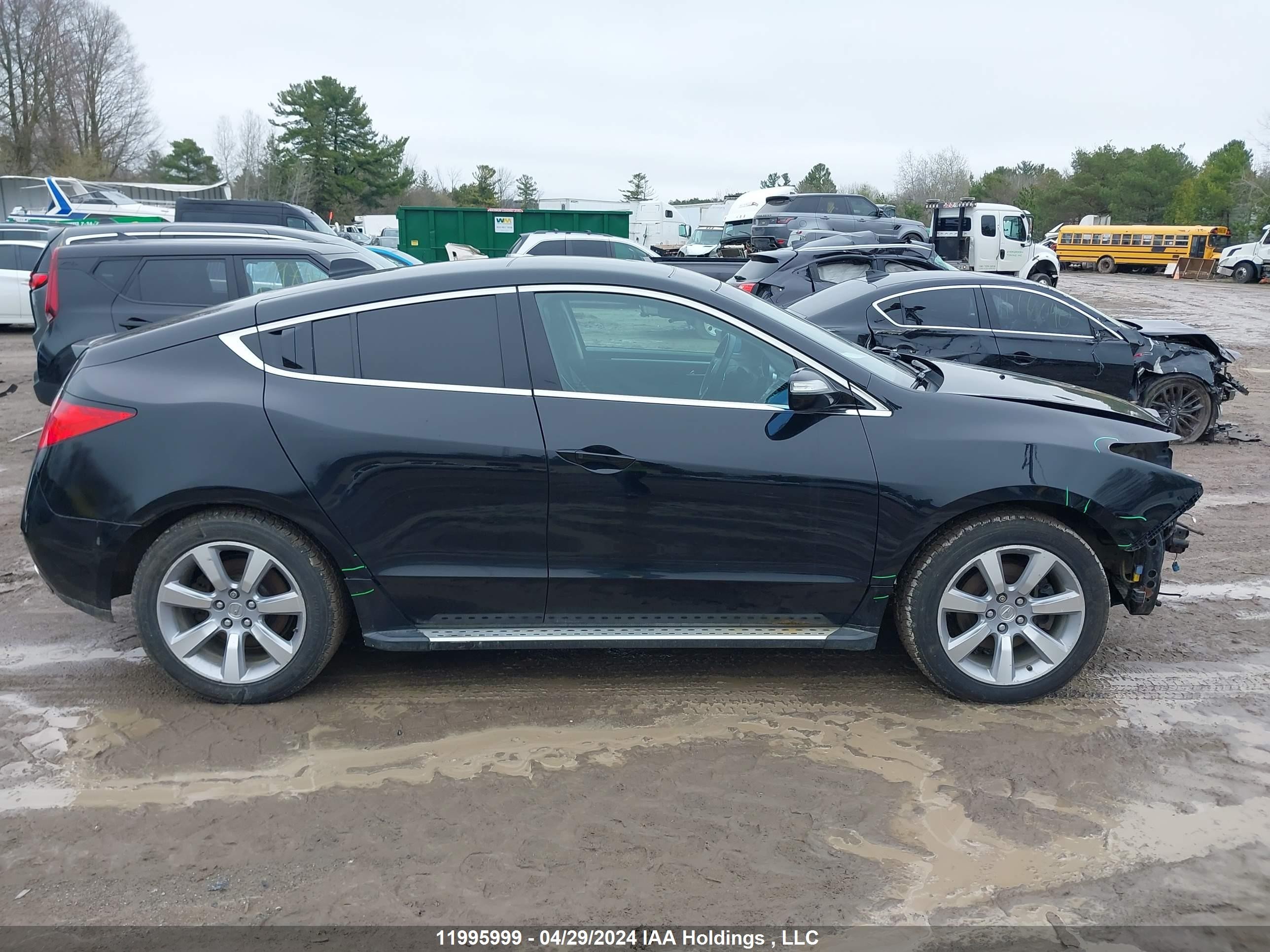 Photo 13 VIN: 2HNYB1H47AH000160 - ACURA ZDX 