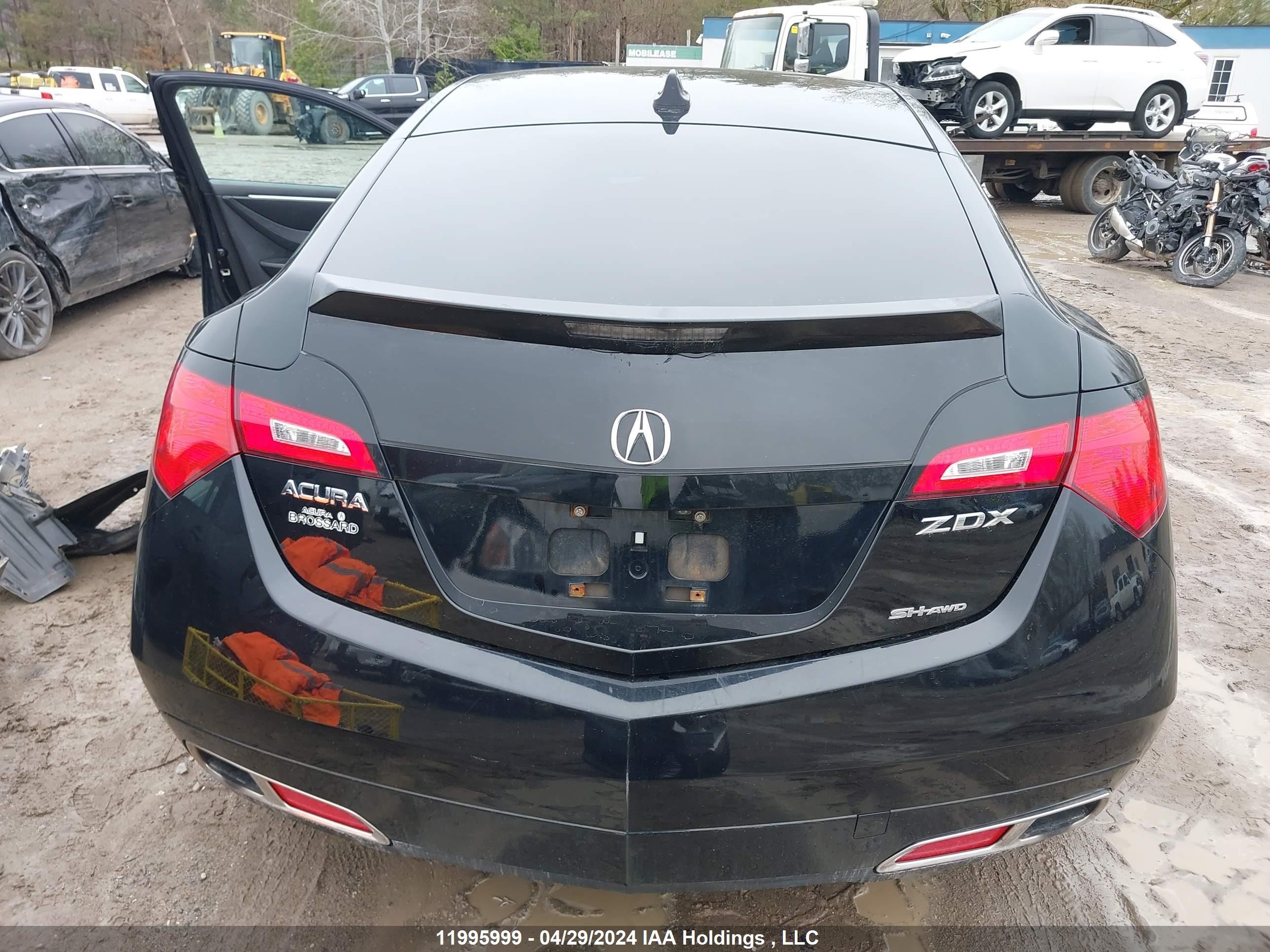 Photo 16 VIN: 2HNYB1H47AH000160 - ACURA ZDX 