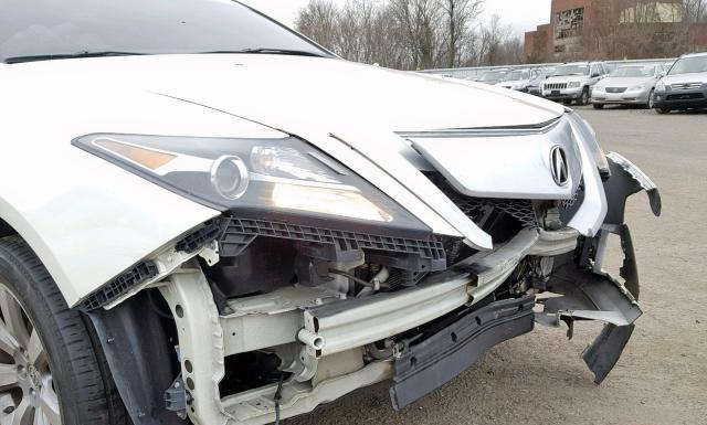 Photo 8 VIN: 2HNYB1H64AH500715 - ACURA ZDX 