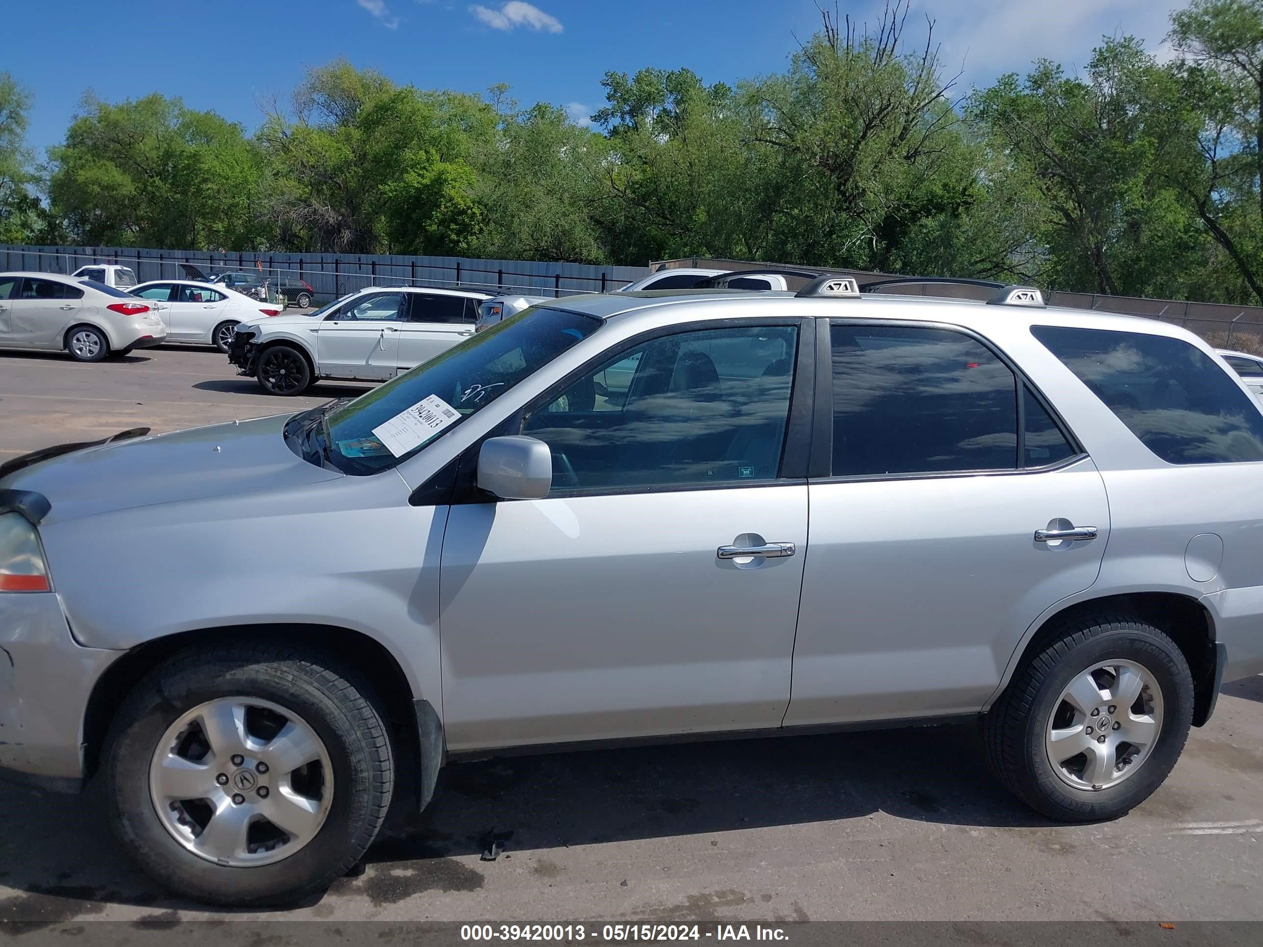 Photo 13 VIN: 2HNYD18223H508046 - ACURA MDX 