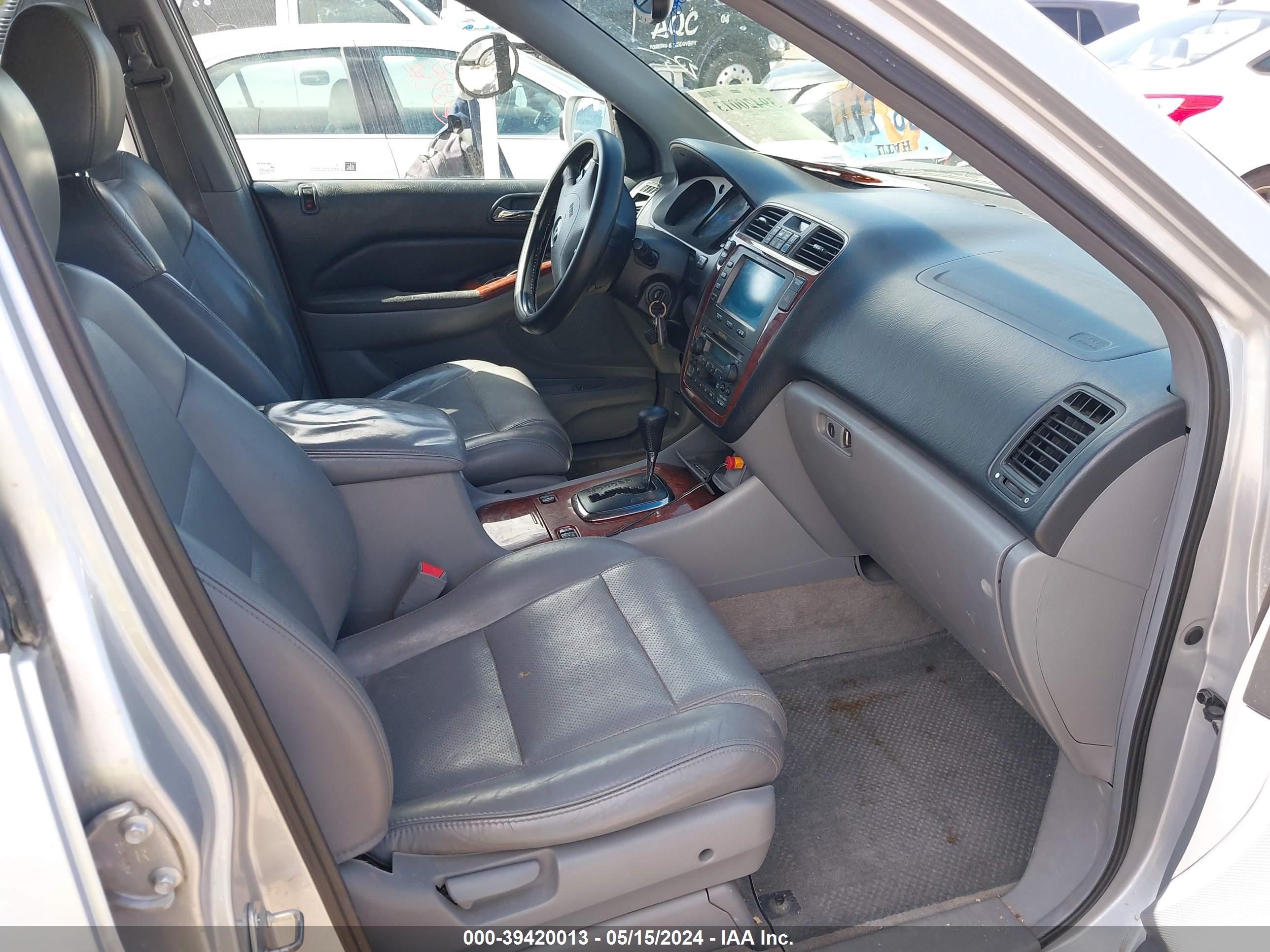 Photo 4 VIN: 2HNYD18223H508046 - ACURA MDX 