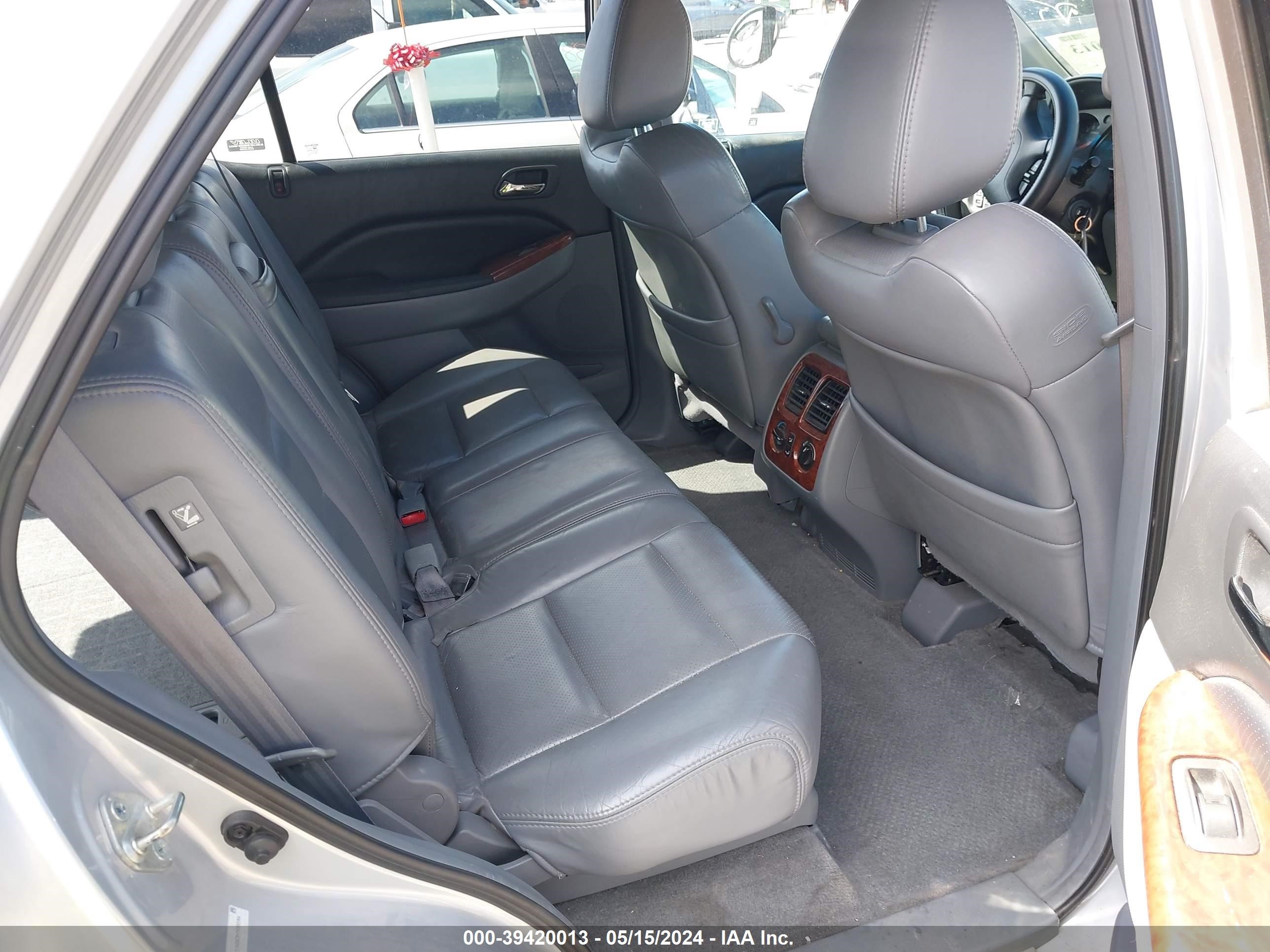 Photo 7 VIN: 2HNYD18223H508046 - ACURA MDX 