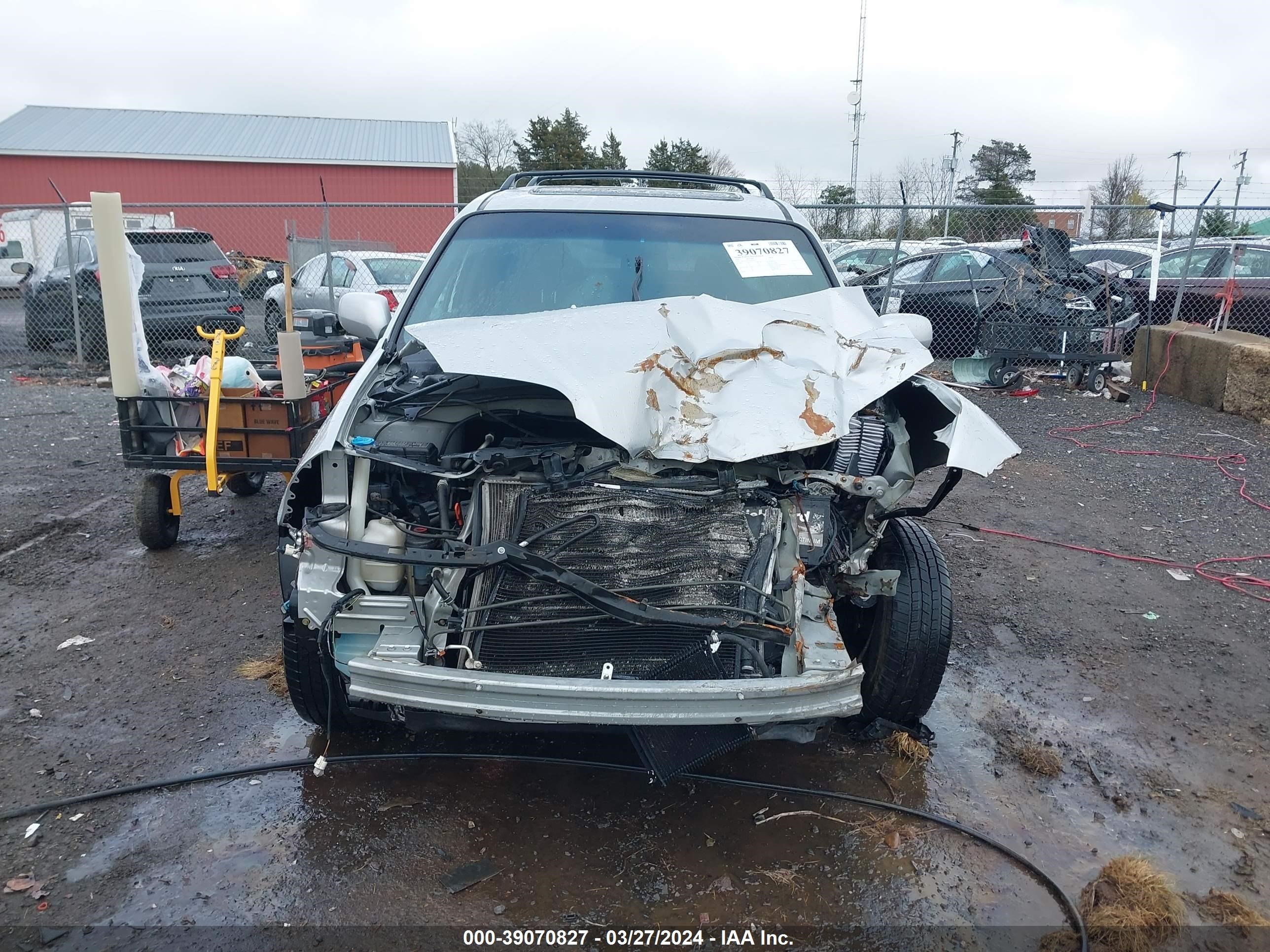 Photo 11 VIN: 2HNYD18231H529033 - ACURA MDX 