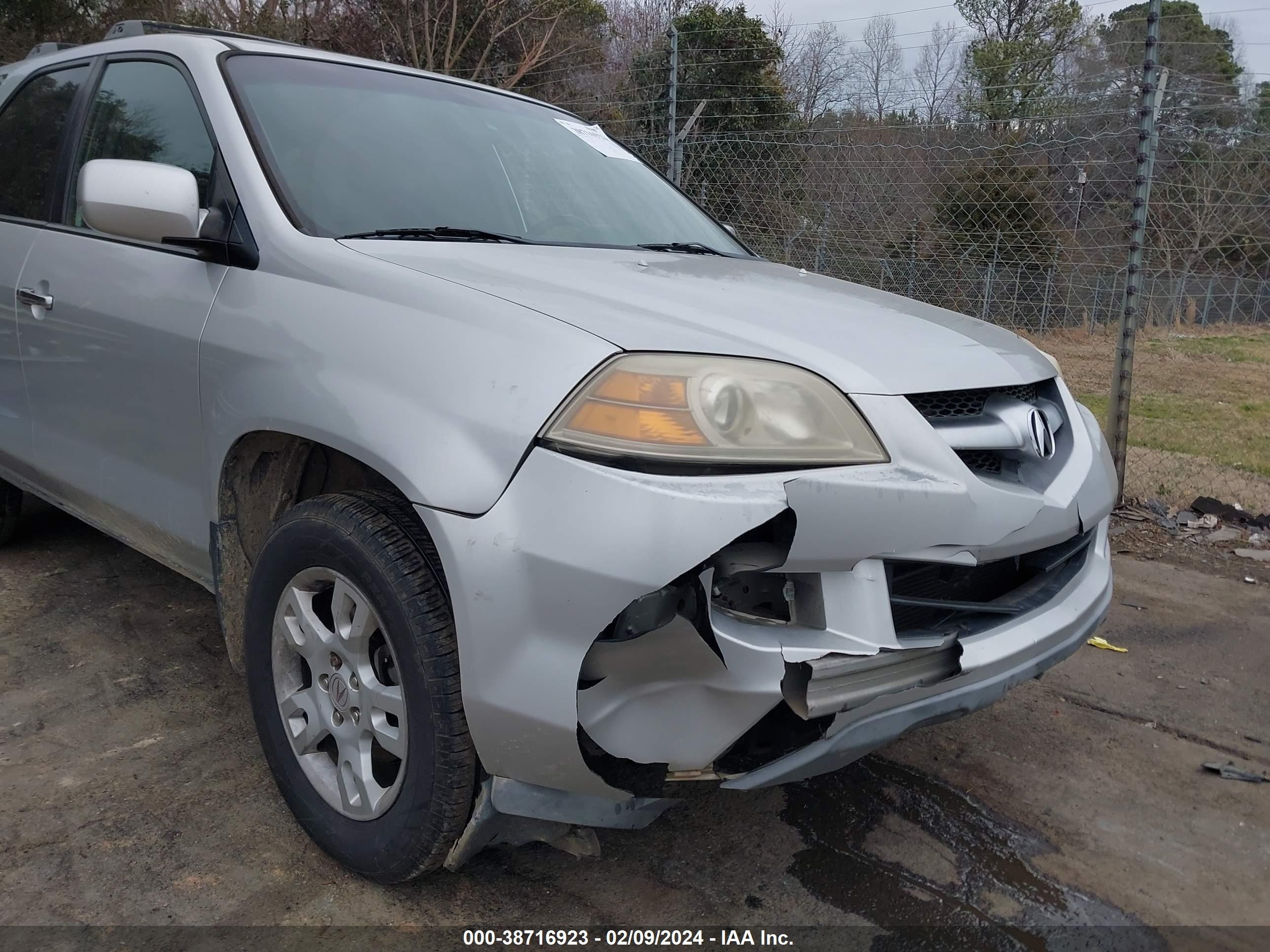 Photo 5 VIN: 2HNYD18685H555944 - ACURA MDX 