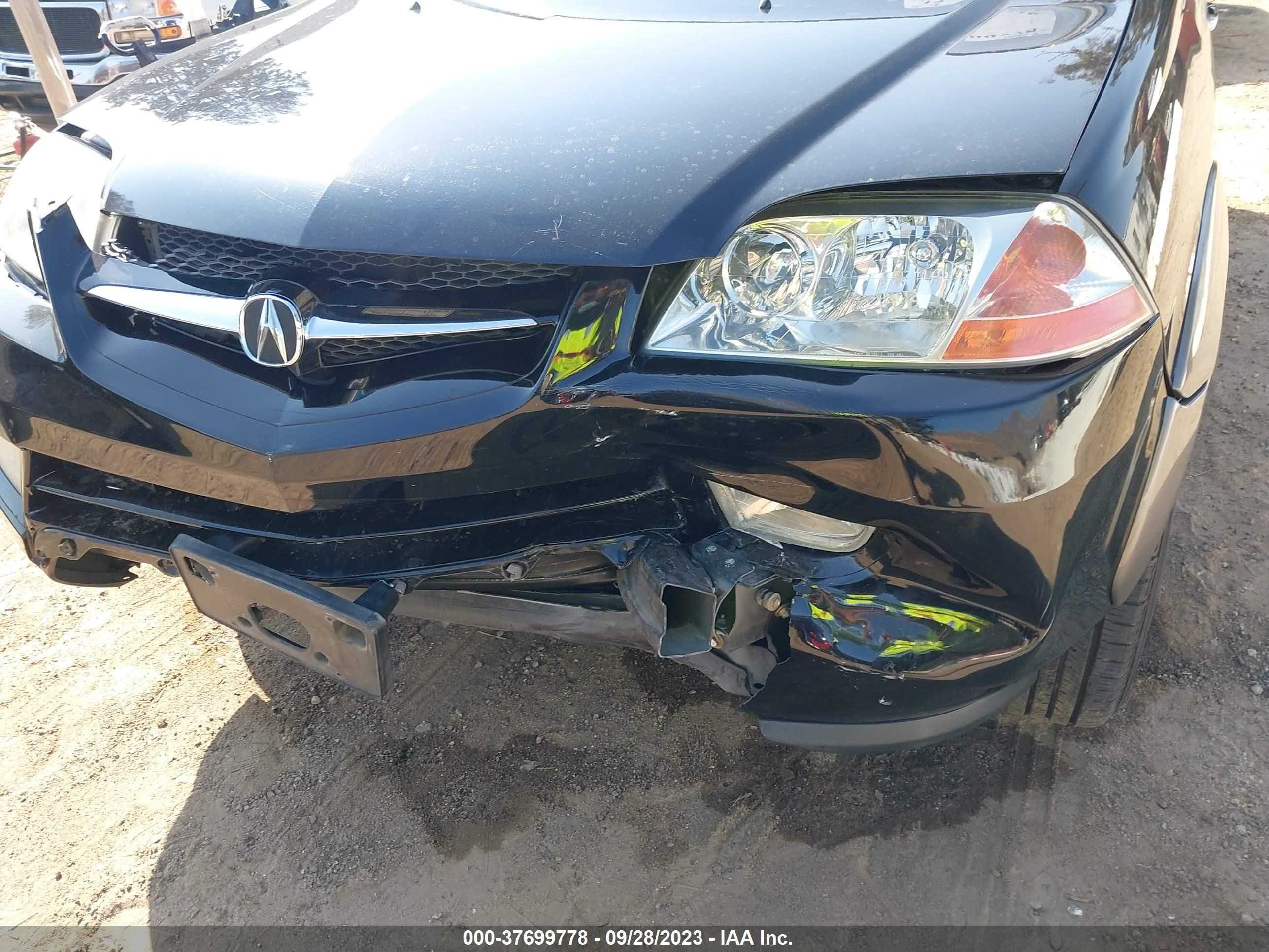 Photo 5 VIN: 2HNYD18821H525754 - ACURA MDX 