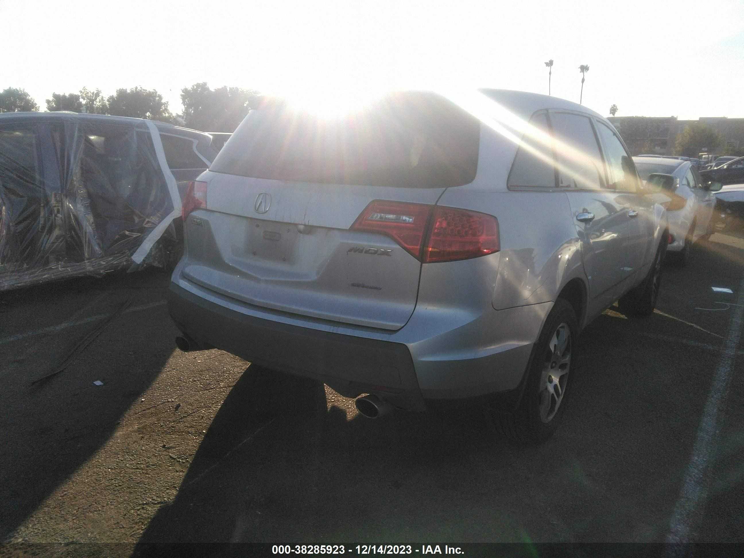 Photo 3 VIN: 2HNYD28348H522116 - ACURA MDX 